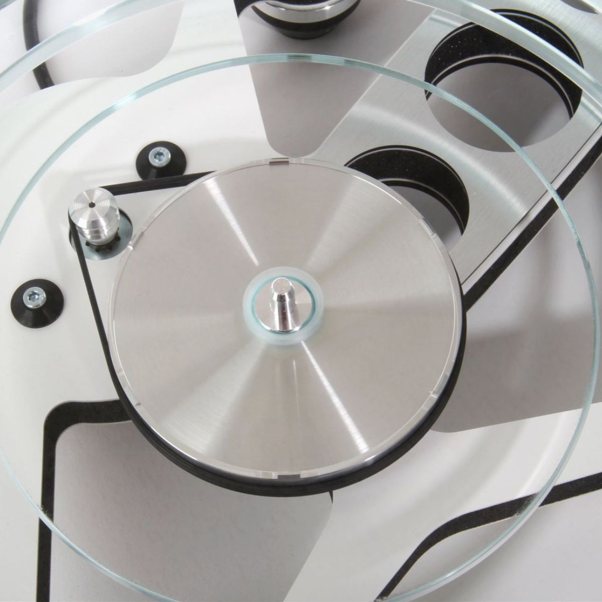 Rega Planar 8 Turntable white bearing