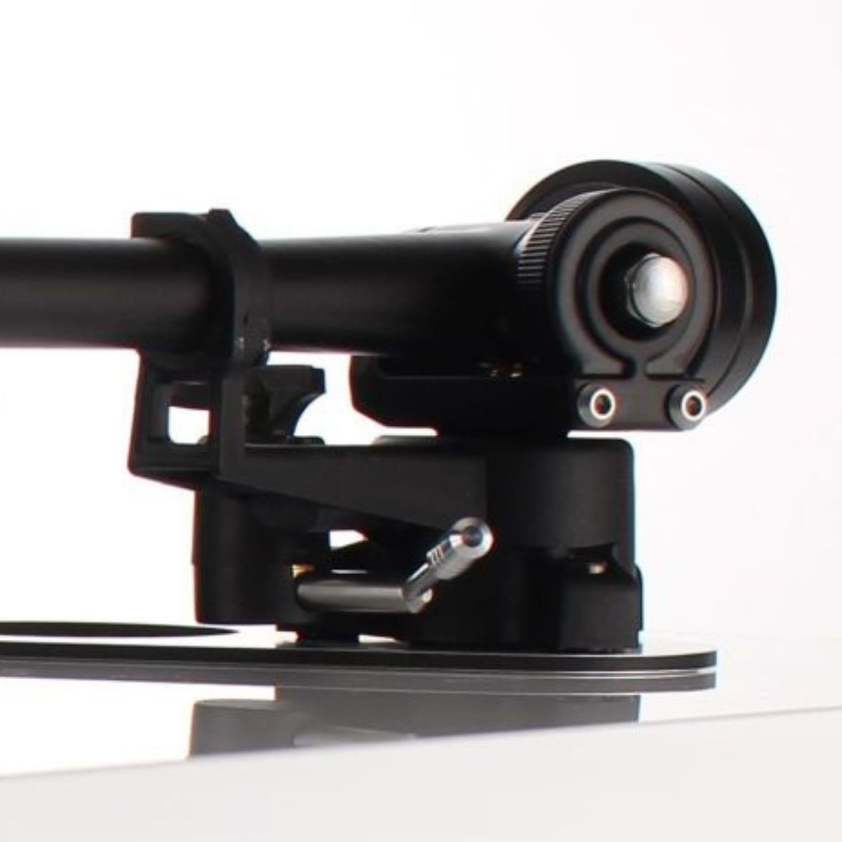 Rega RB330 Tonearm
