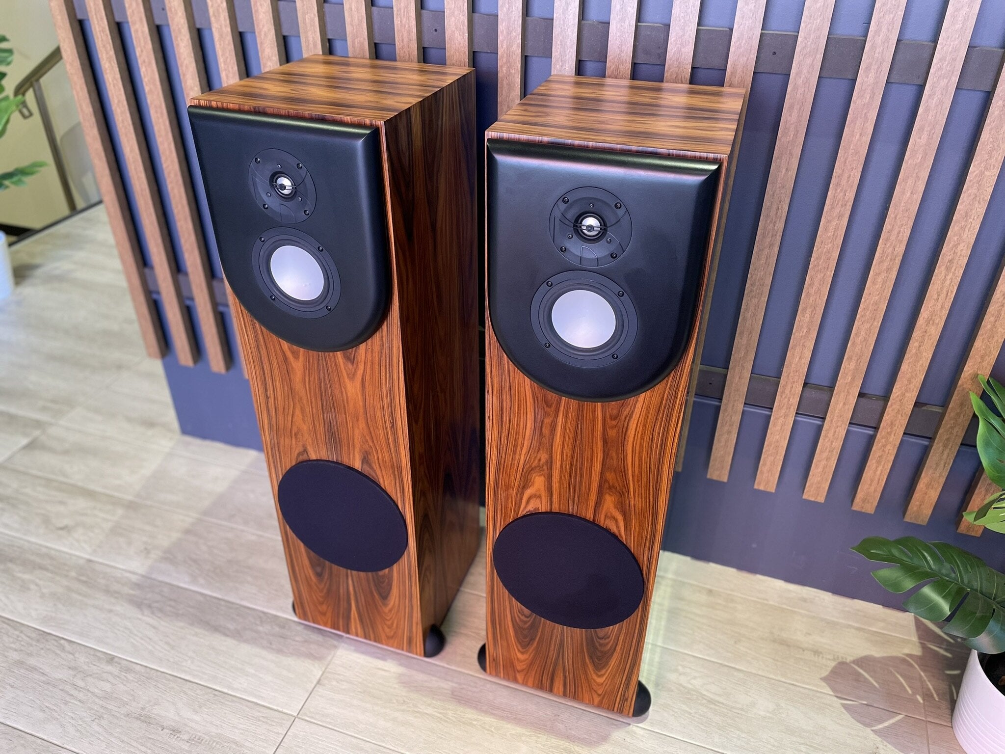 Revel Performa F30 Floorstanding Speakers - Consignment