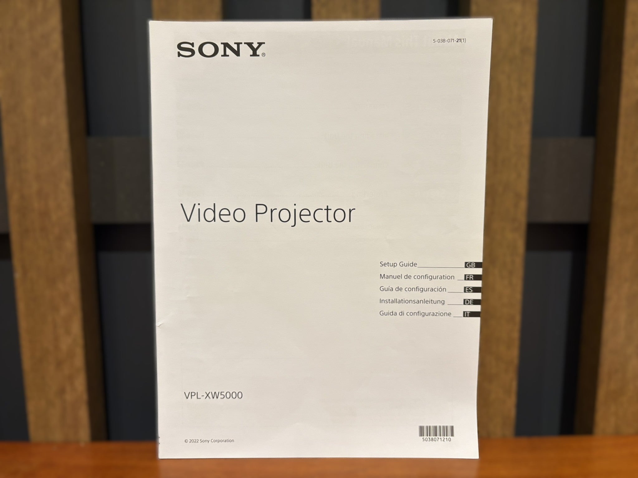 Sony VPL-XW5000ES 4K Projector - Consignment
