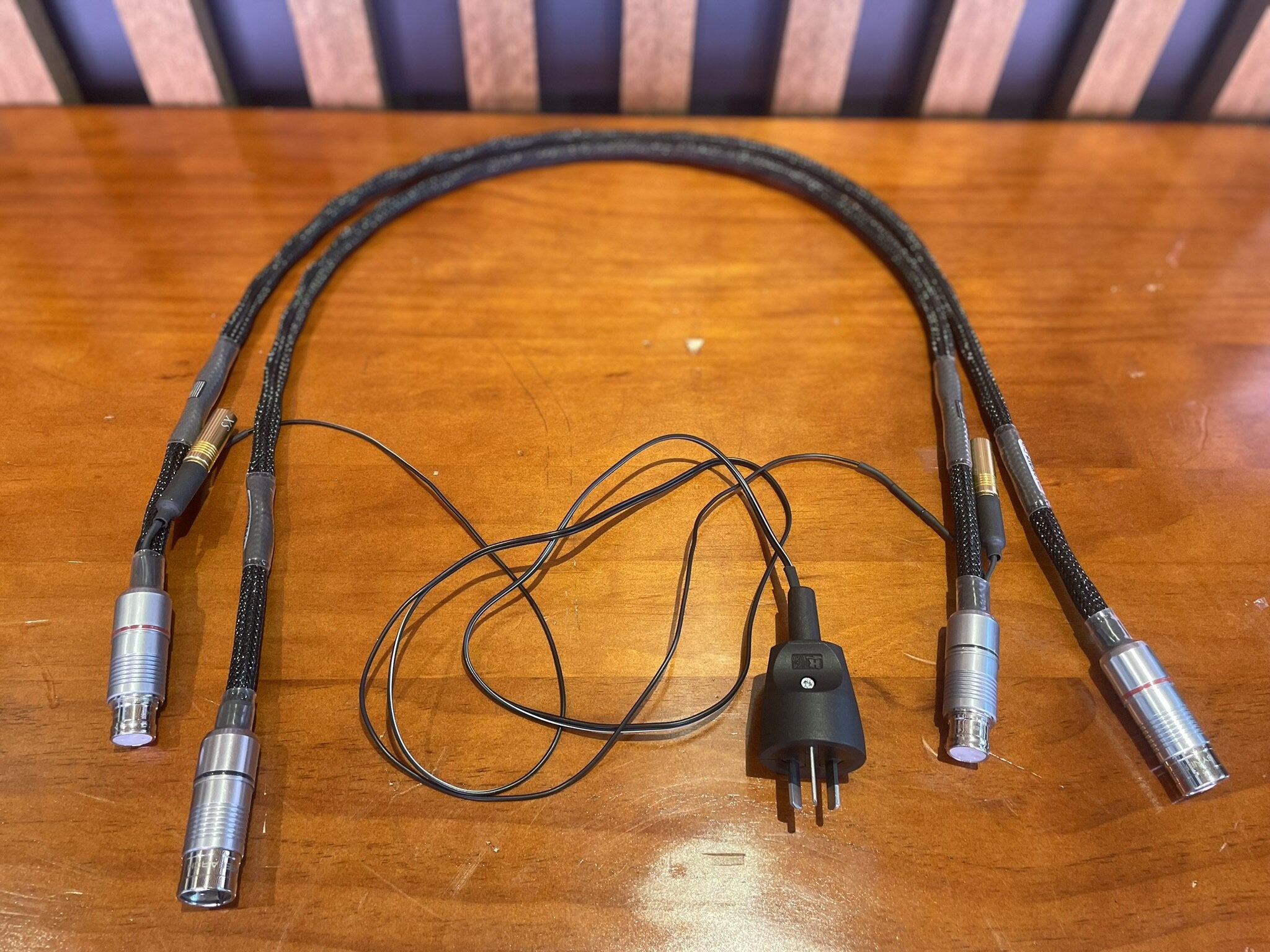 Synergistic Research Atmosphere X Excite Interconnect Cable XLR 1m - Consignment