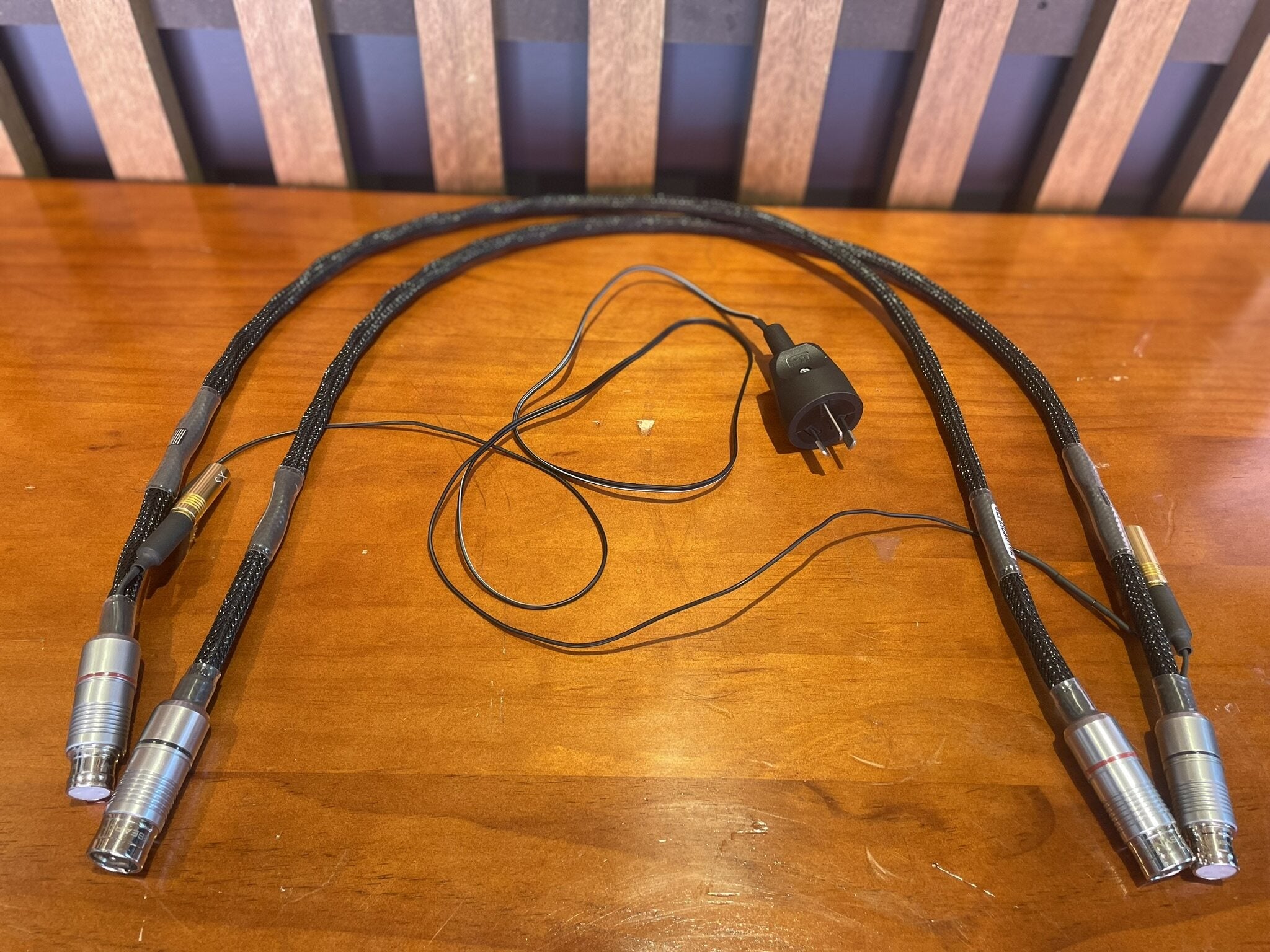 Synergistic Research Atmosphere X Excite Interconnect Cable XLR 1m - Consignment