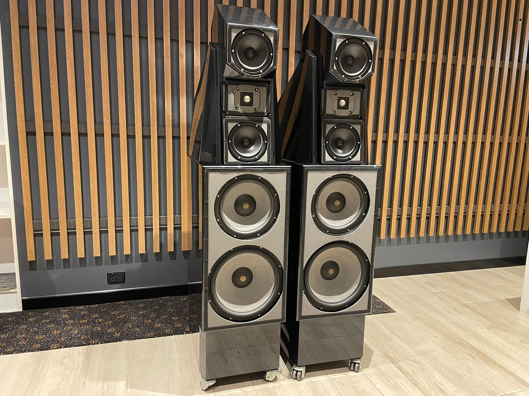 Wilson Audio Grand Slamm Series 3 Floorstanding Speakers - Consignment