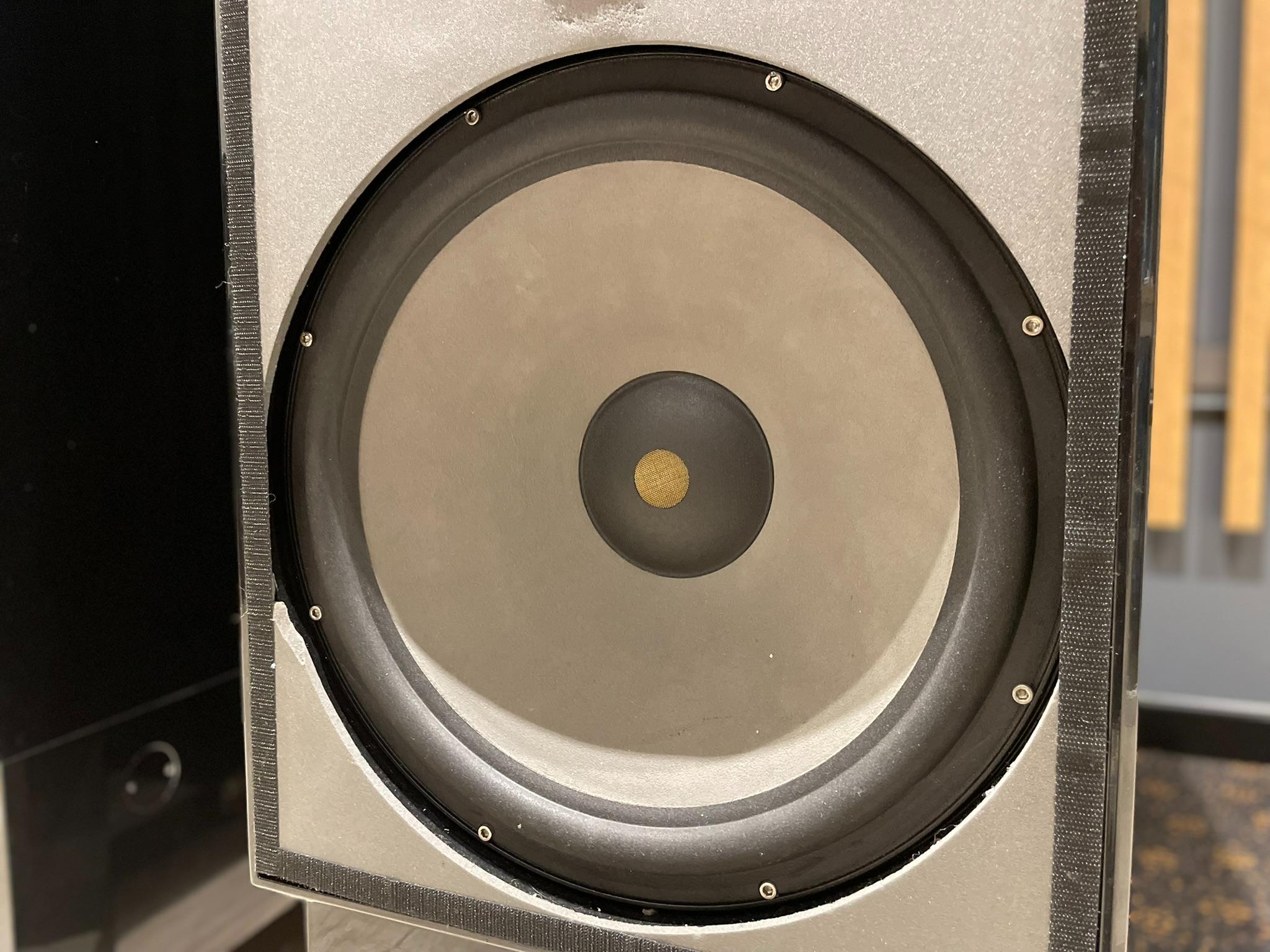 Wilson Audio Grand Slamm Series 3 Floorstanding Speakers - Consignment
