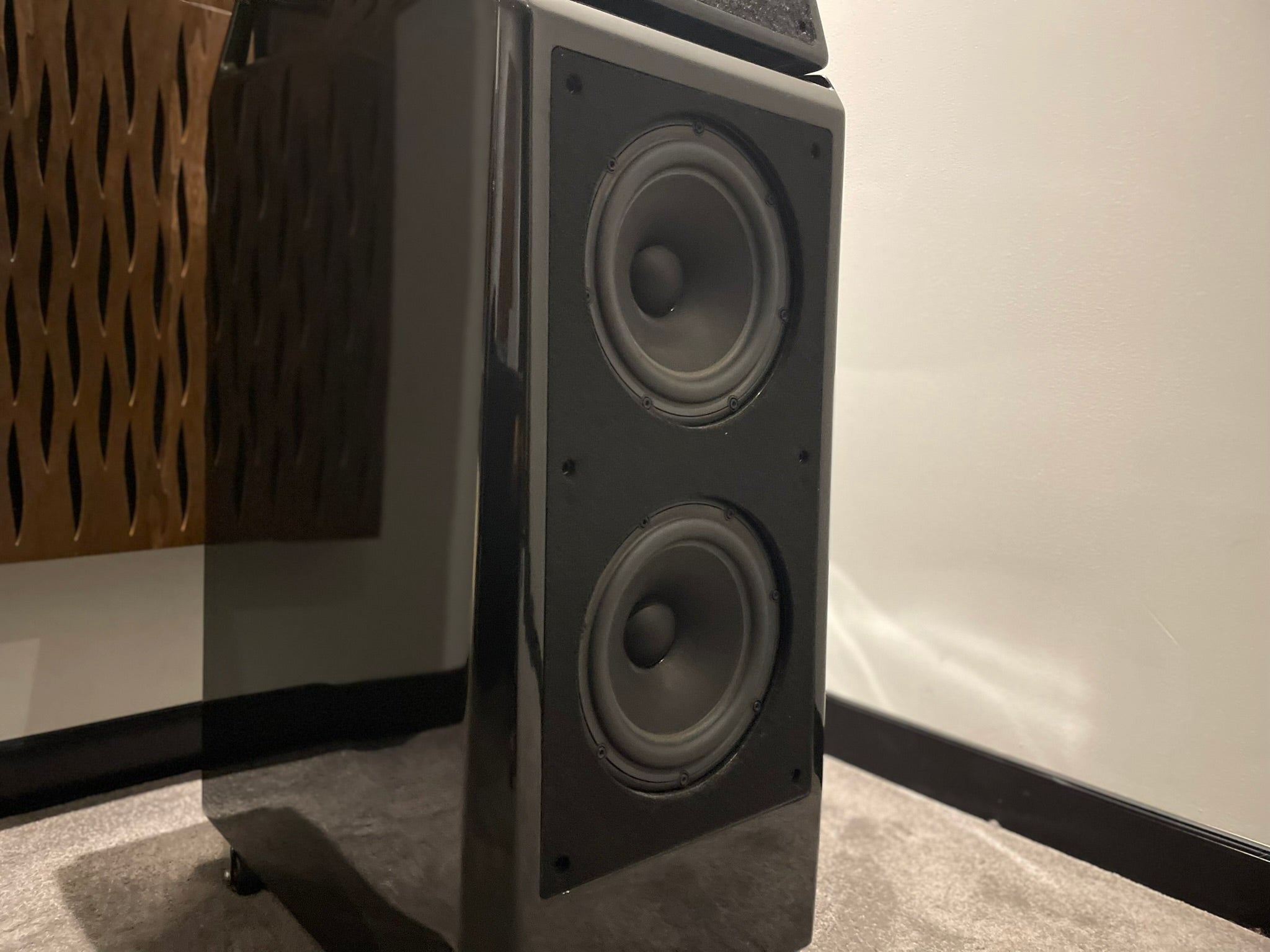 Wilson Sasha DAW Floorstanding Speakers - Consignment