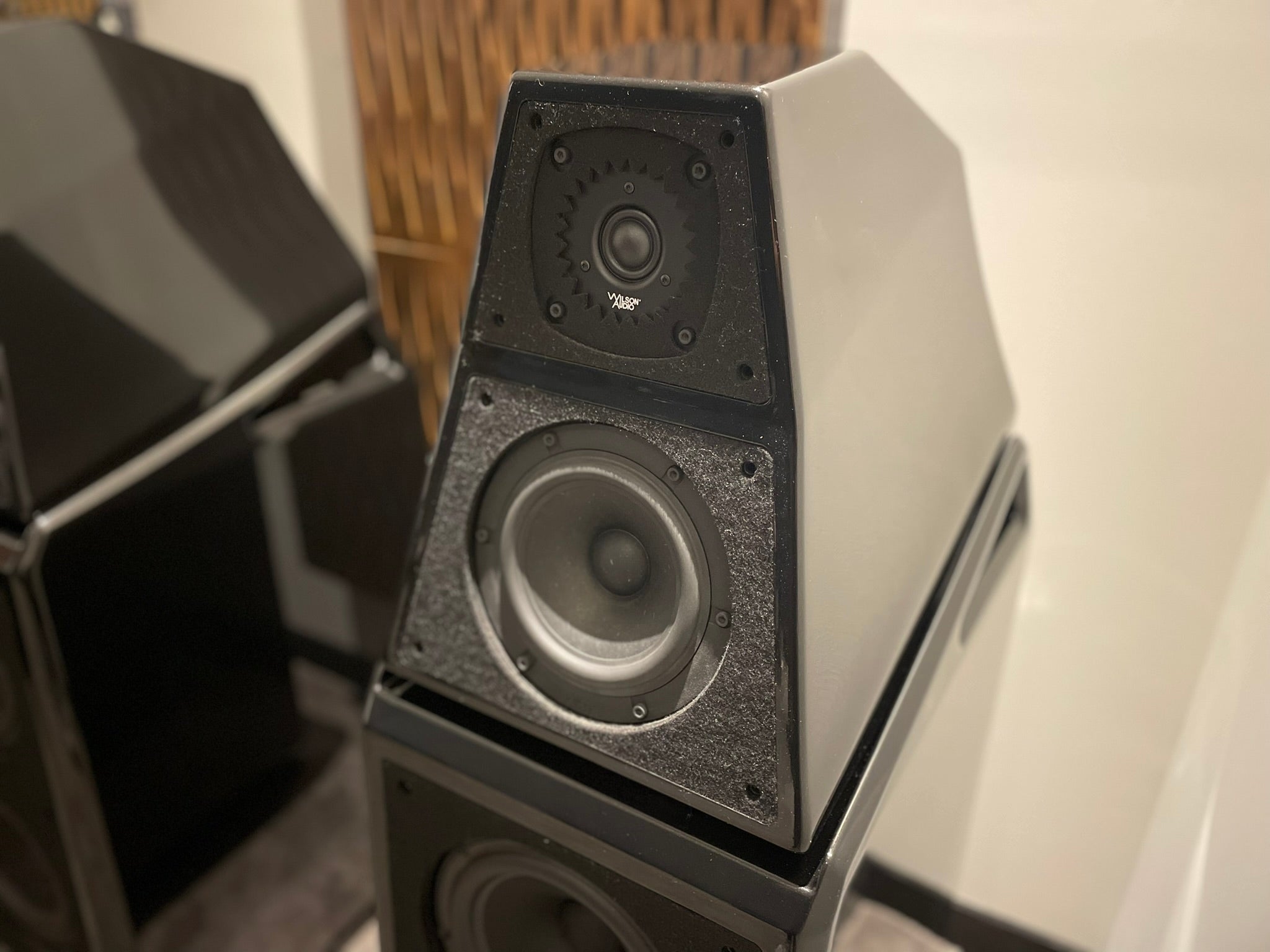 Wilson Sasha DAW Floorstanding Speakers - Consignment