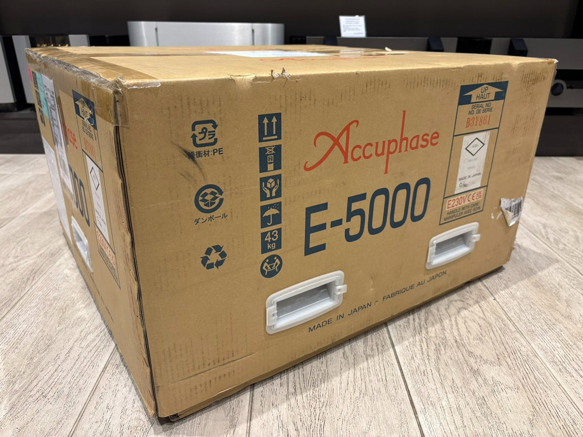 Accuphase E-5000 Integrated Amplifier - As Traded