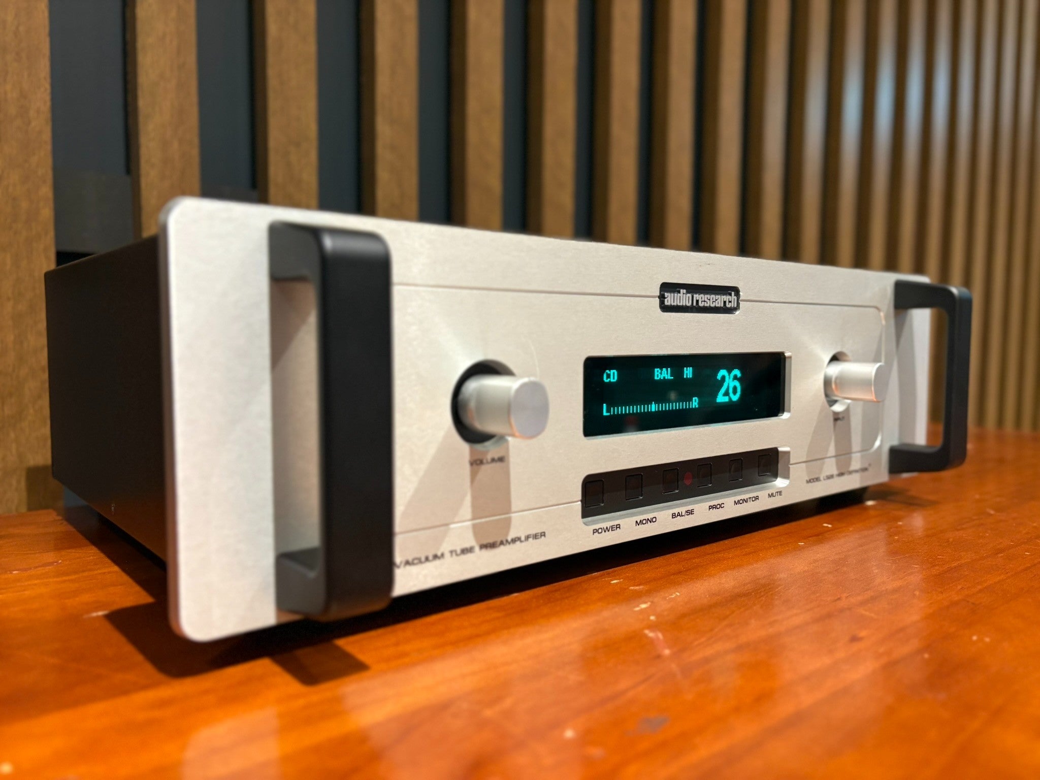 Audio Research LS26 Preamplifier - Consignment