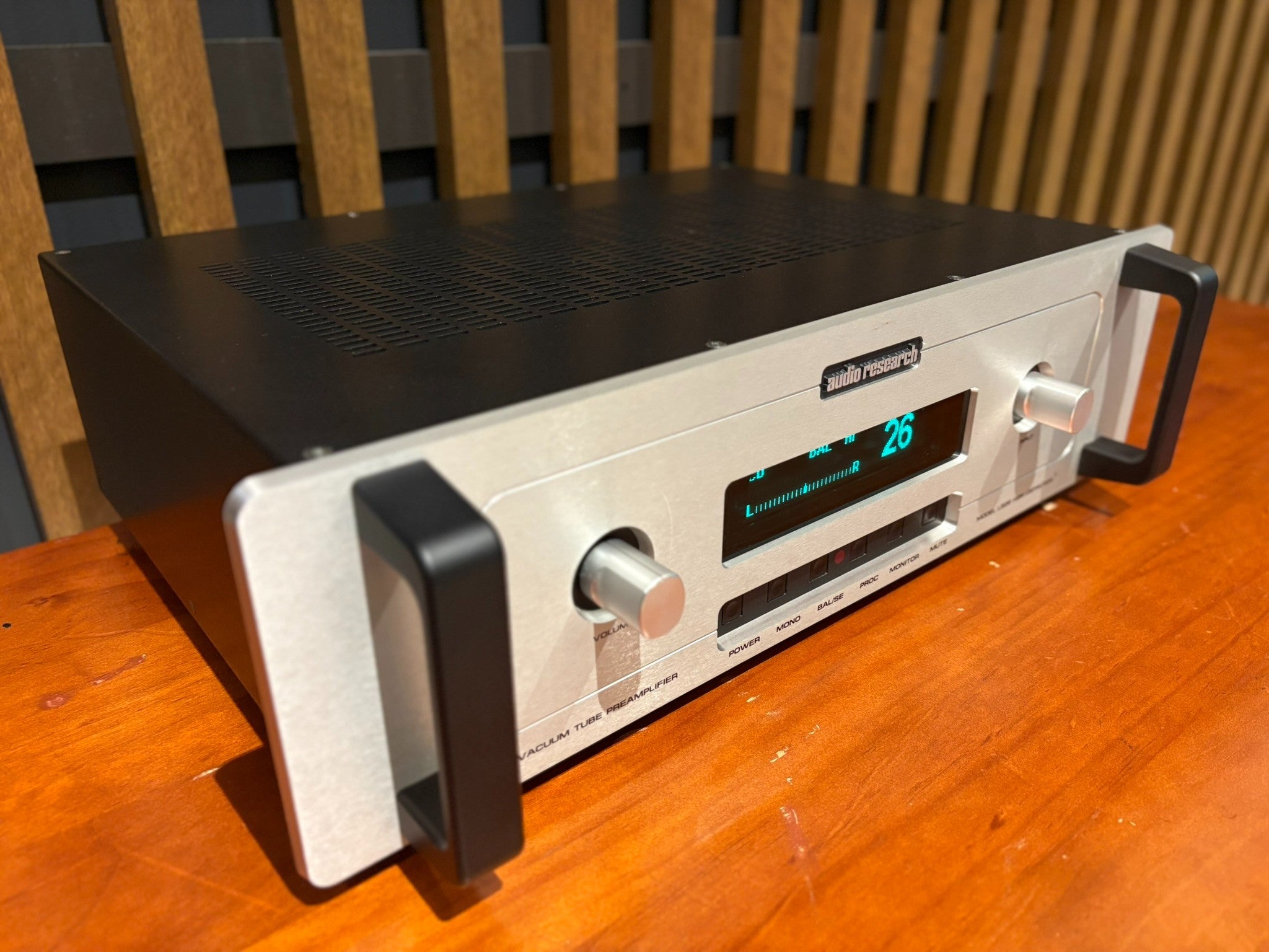 Audio Research LS26 Preamplifier - Consignment
