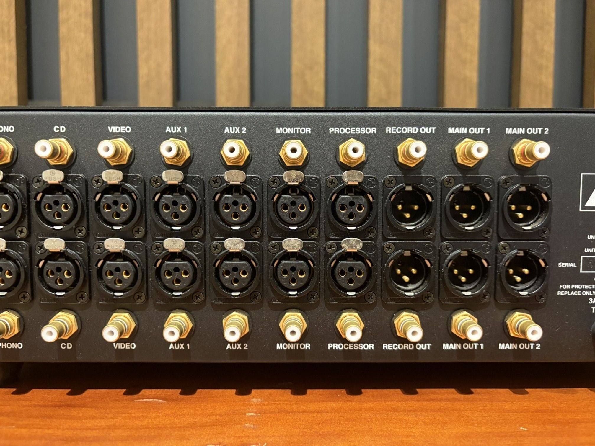 Audio Research LS26 Preamplifier - Consignment
