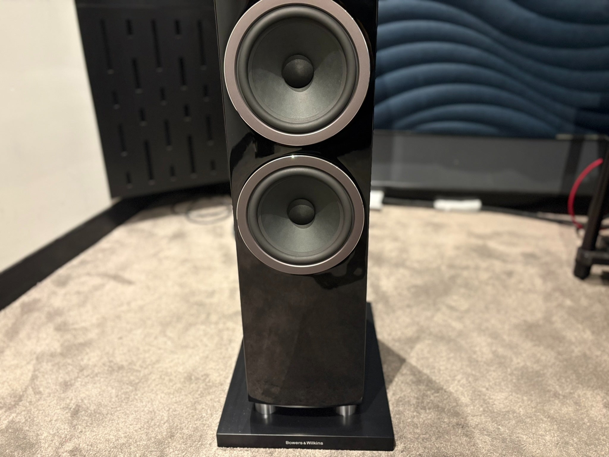 Bowers and Wilkins 702 S3 Speakers - As Traded