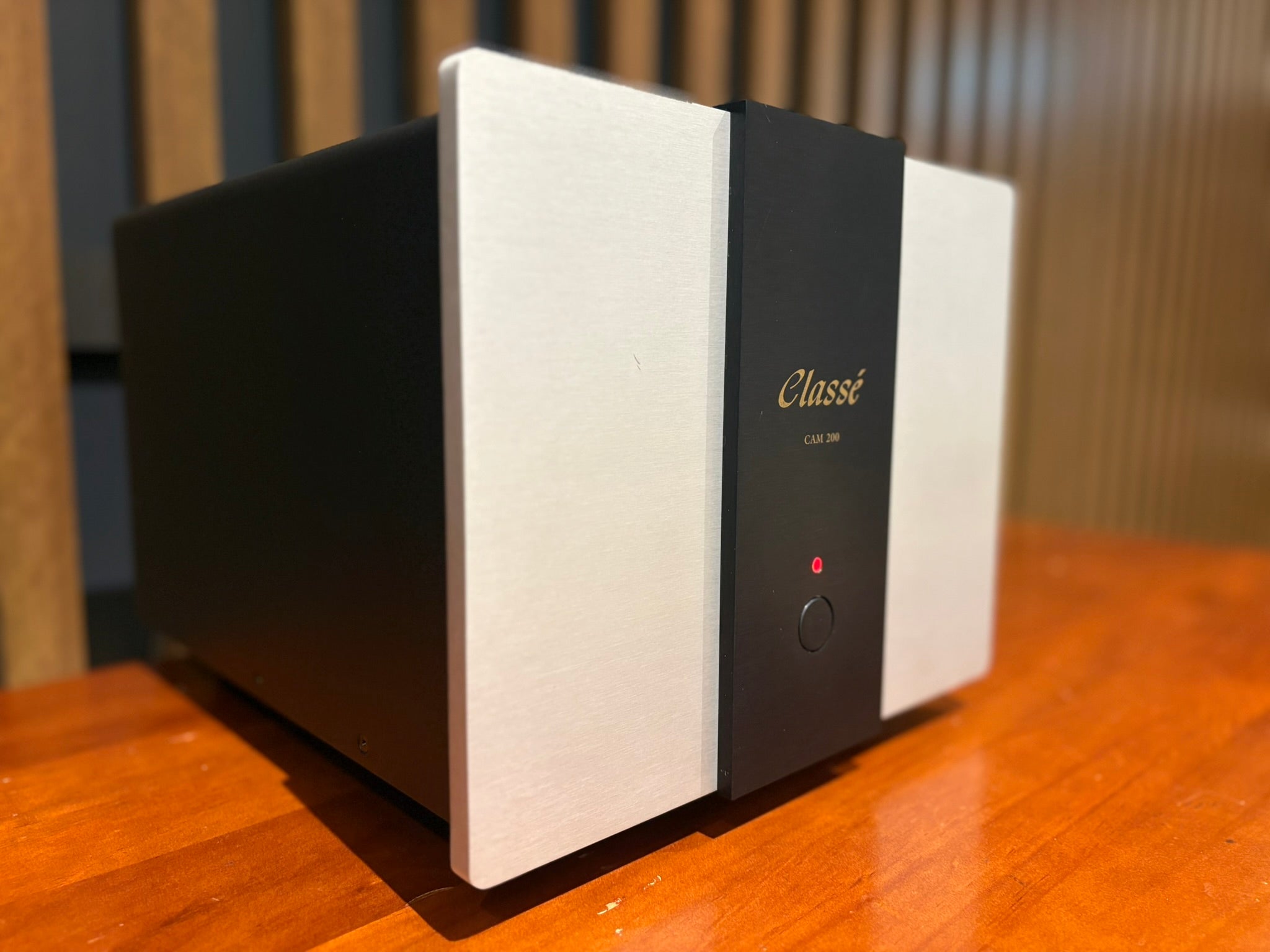 Classe CAM-200 Monoblock (Single) - Consignment