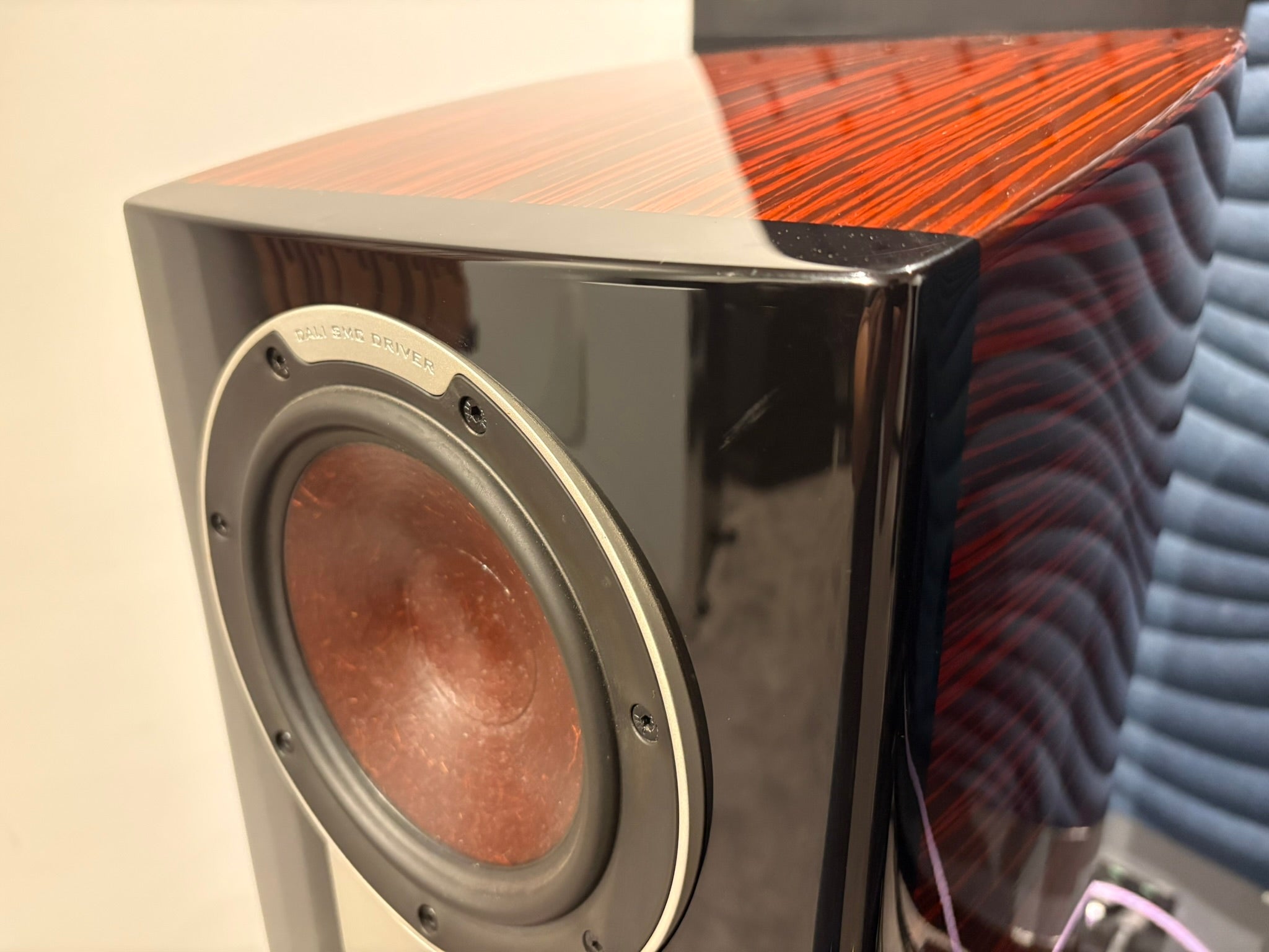 Dali Epicon 8 Floorstanding Speakers - As Traded