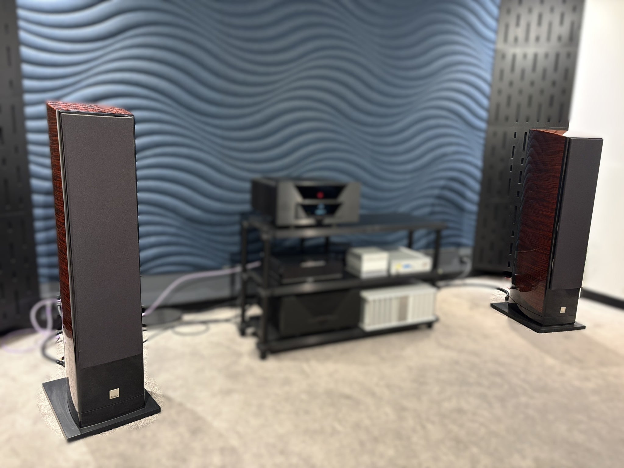 Dali Epicon 8 Floorstanding Speakers - As Traded