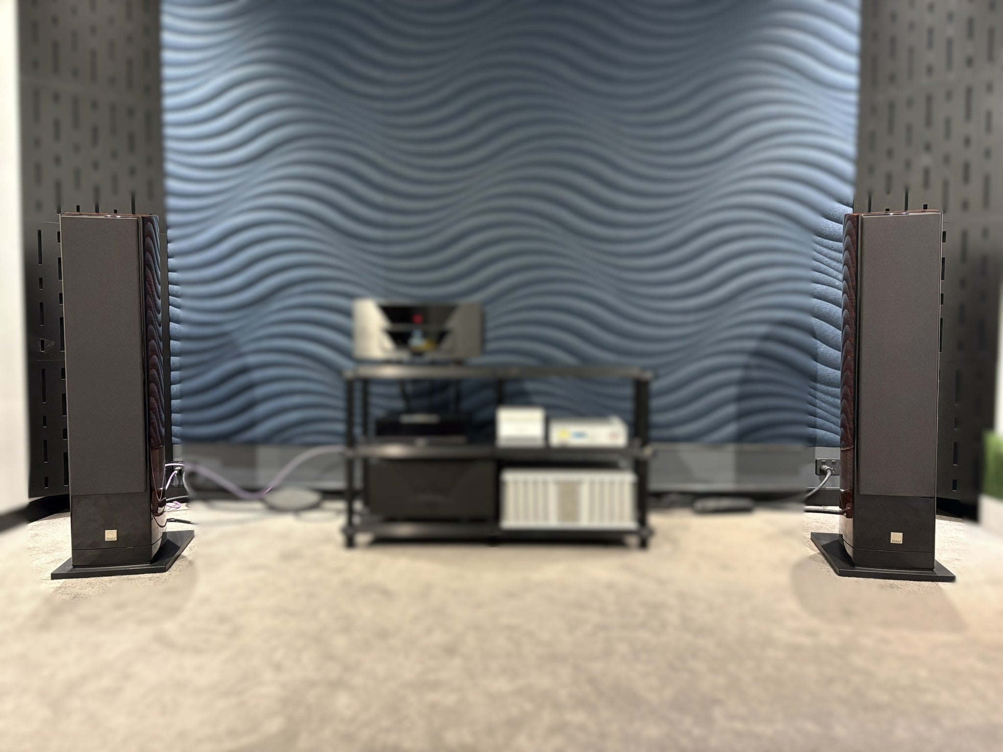 Dali Epicon 8 Floorstanding Speakers - As Traded