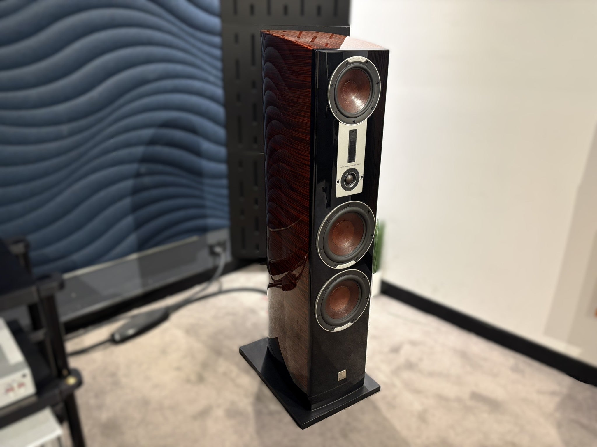 Dali Epicon 8 Floorstanding Speakers - As Traded