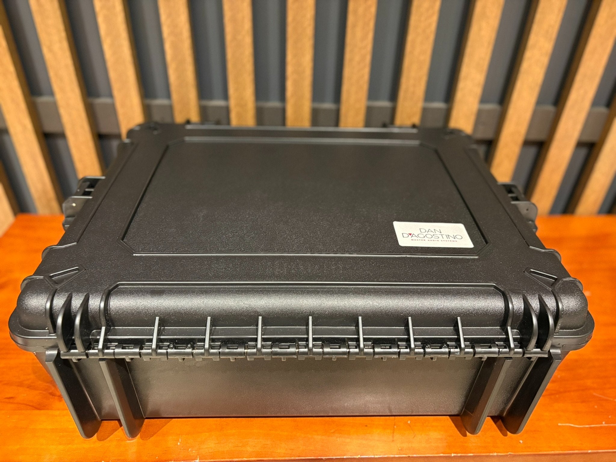 Dan D'Agostino Pendulum Integrated Amplifier, Silver - As Traded