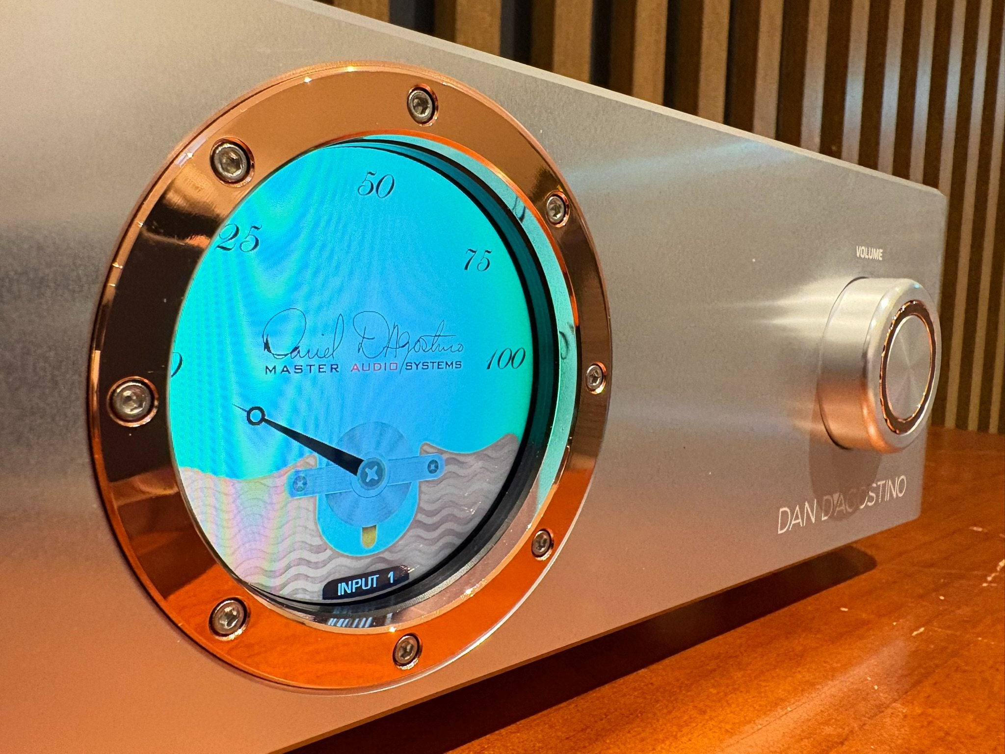 Dan D'Agostino Pendulum Integrated Amplifier, Silver - As Traded