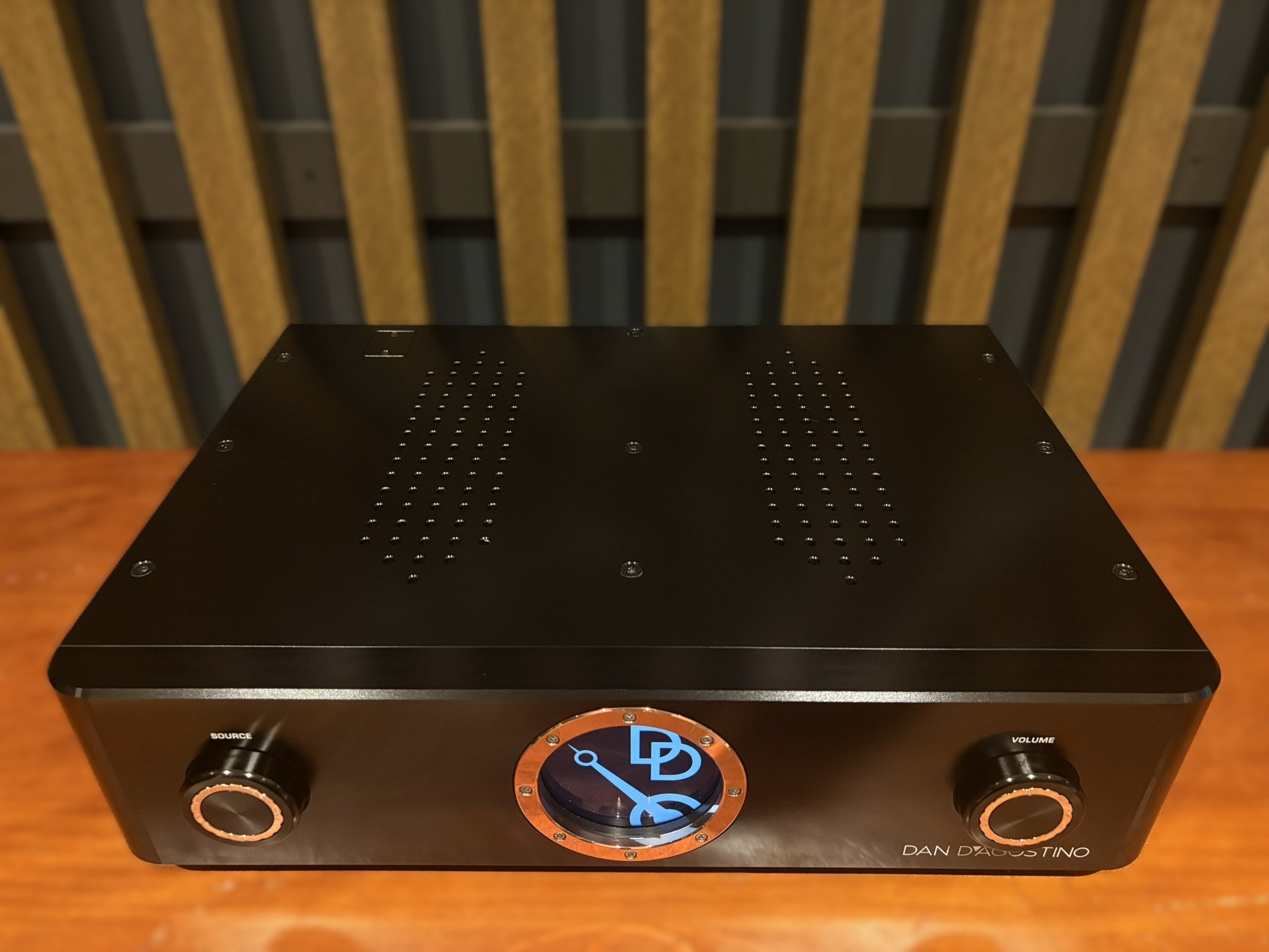 Dan D'Agostino Pendulum Integrated Amplifier With Streaming  Module, Black - As Traded