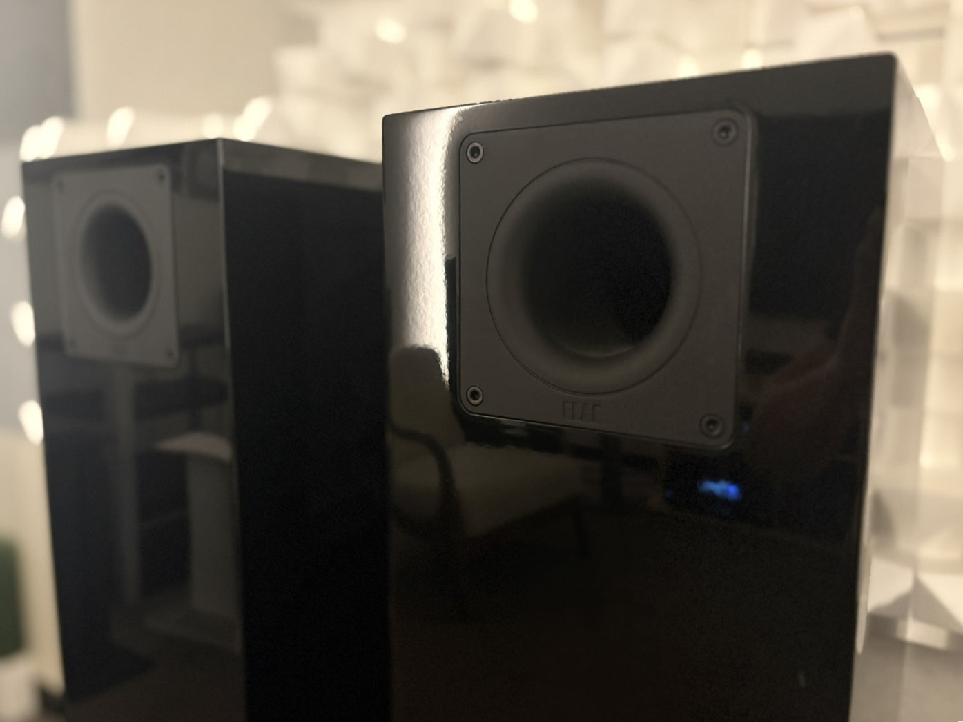 ELAC FS249.3 Floorstanding Speakers - Consignment