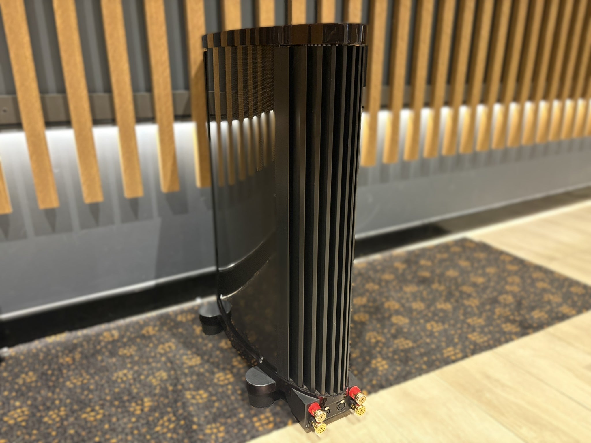 Gryphon Colosseum Stereo Amplifier - Consignment