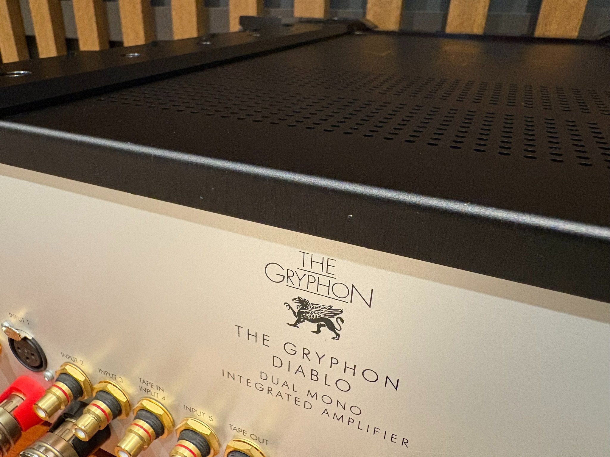 Gryphon Diablo (250) Integrated Amplifier (Optional Phonostage) - Consignment