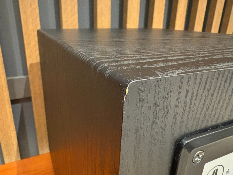 JL Audio d110 Subwoofer, Black Ash - As Traded