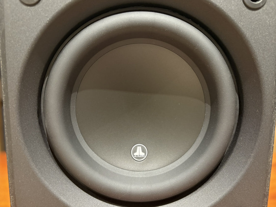 JL Audio d110 Subwoofer, Black Ash - As Traded