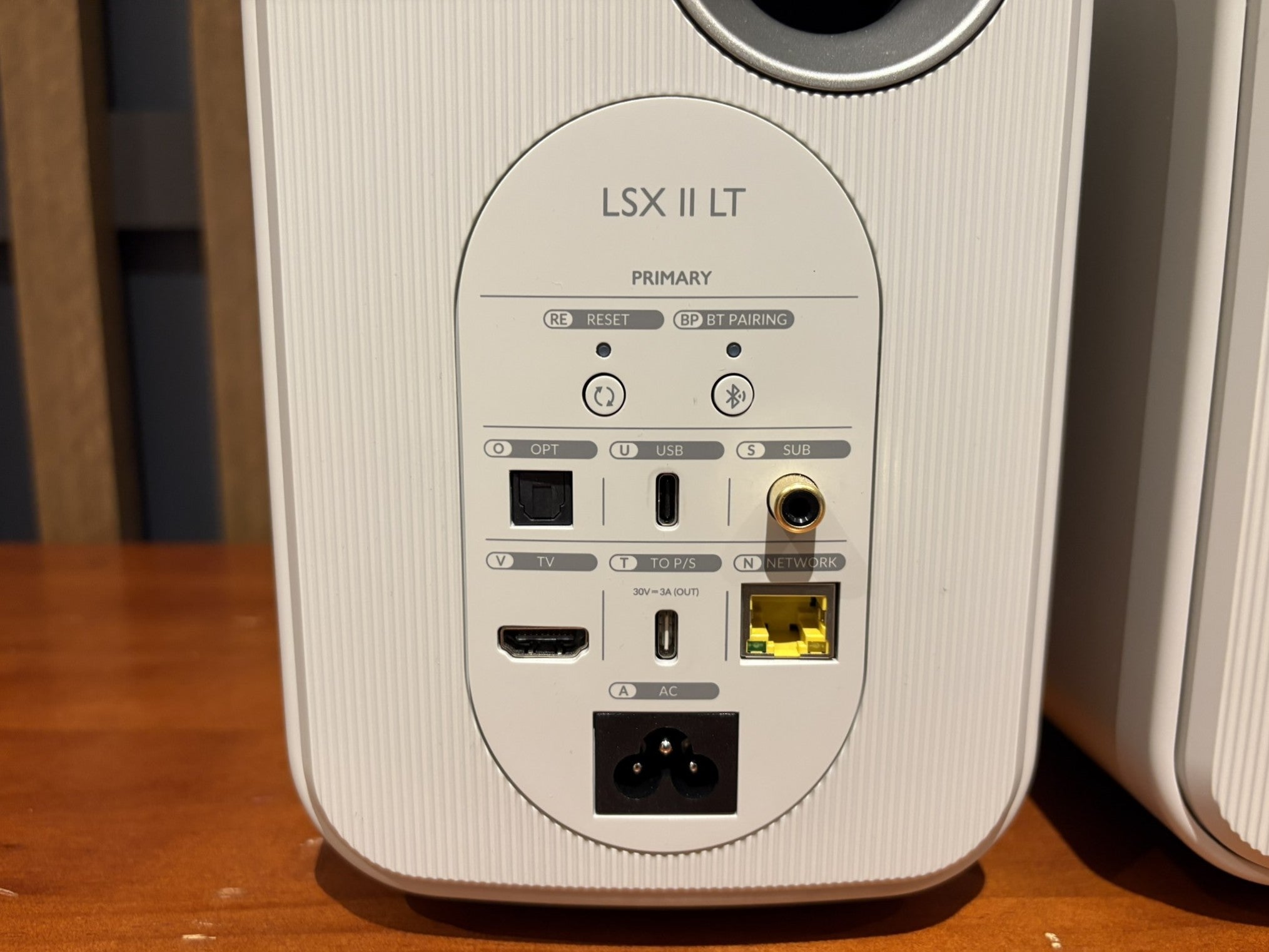 KEF LSX II LT - Active Wireless Loudspeakers (LSX2 LT), Stone White - As Traded