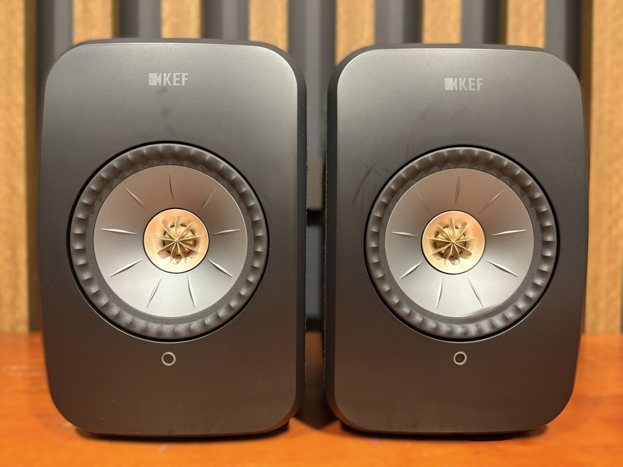 KEF LSX II Wireless HiFi System (LSX2), Carbon Black - As Traded