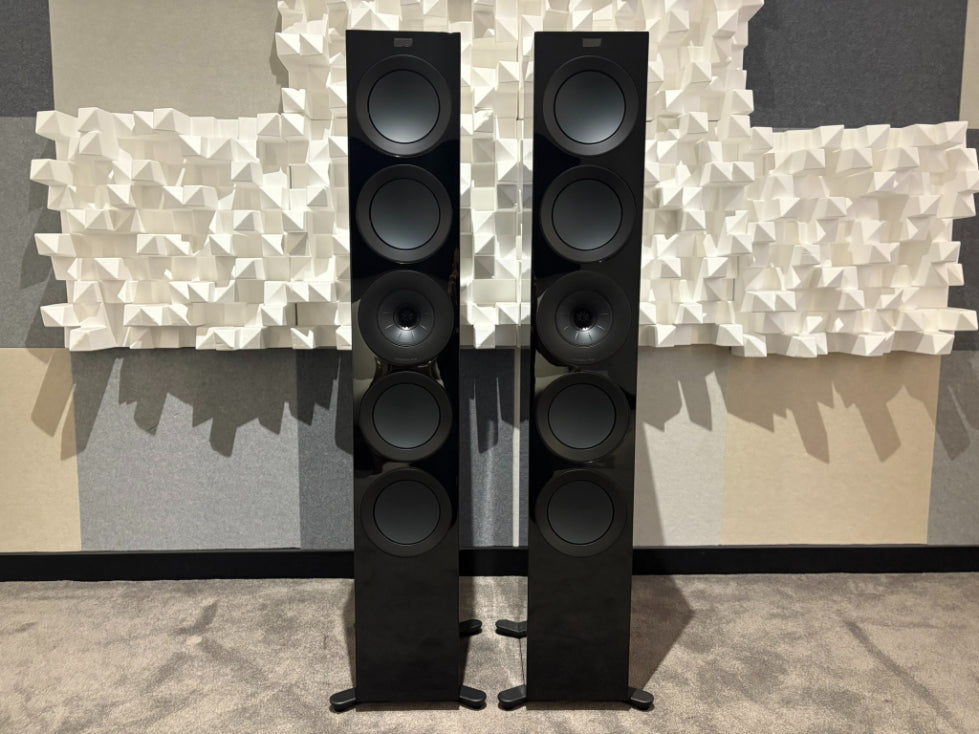 KEF R11 Floorstanding Speakers (Non-Meta), Gloss Black / Grey Drivers - Consignment