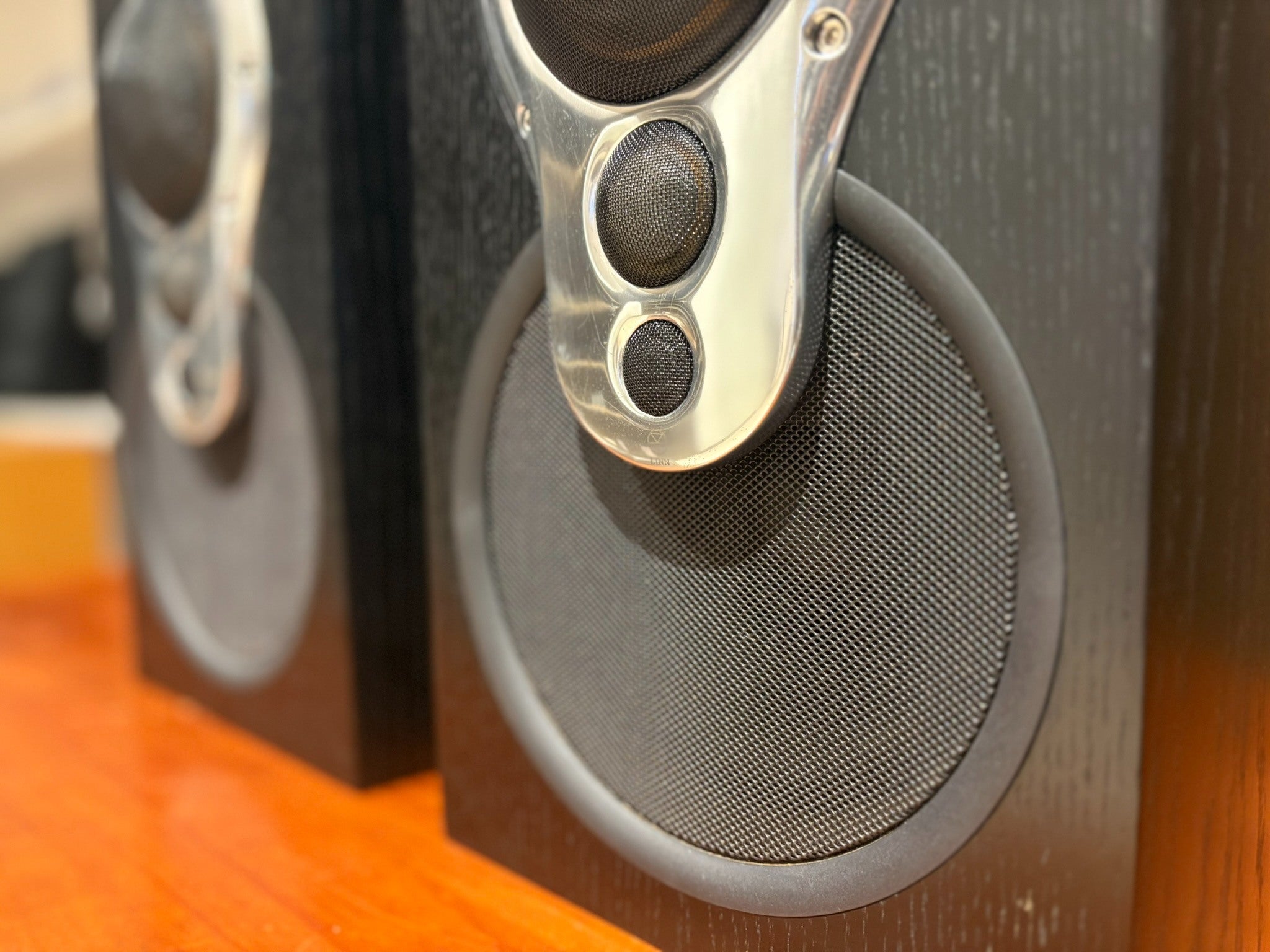 Linn Akudorik Passive Bookshelf Speakers, Black - As Traded