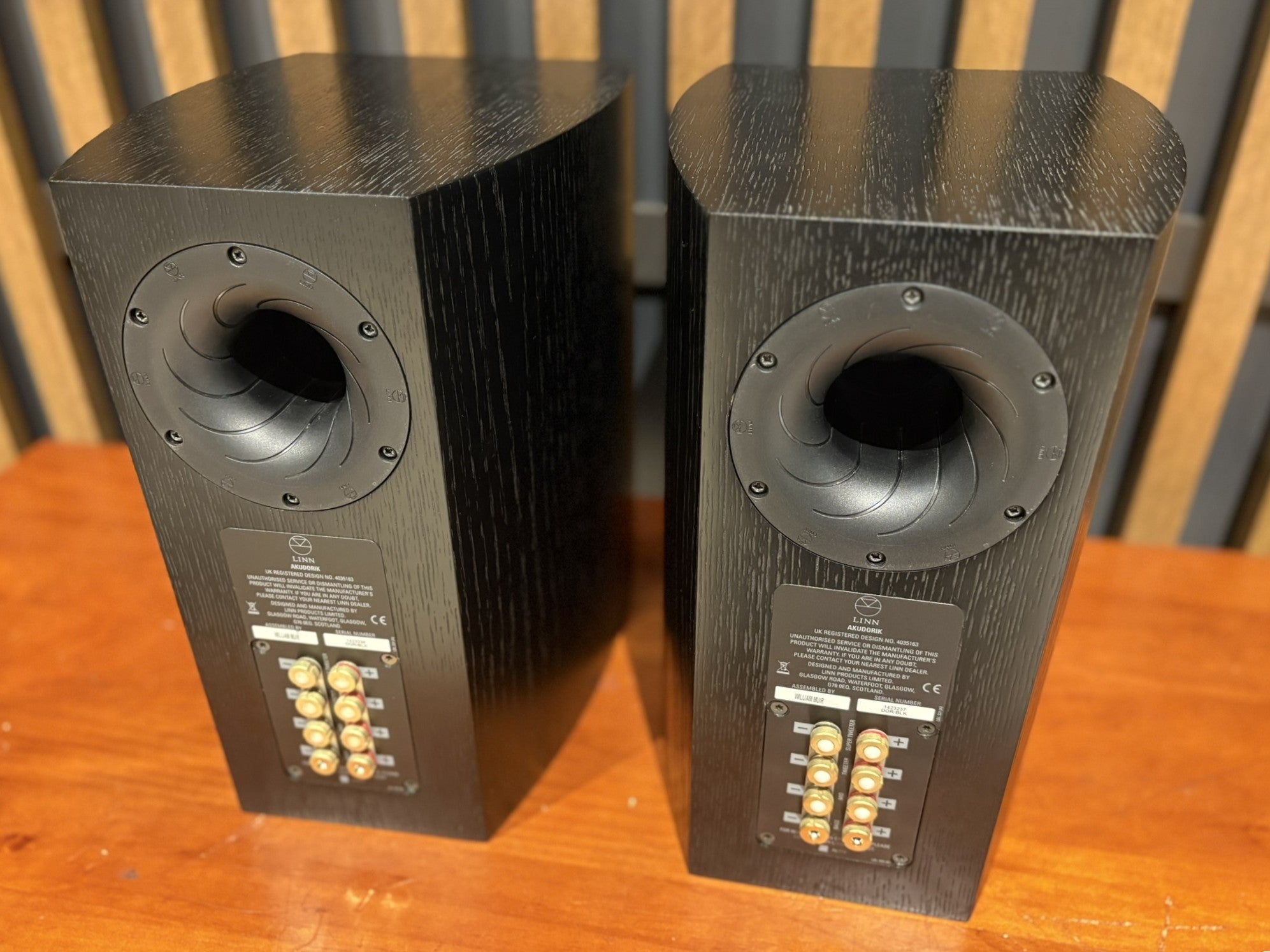 Linn Akudorik Passive Bookshelf Speakers, Black - As Traded