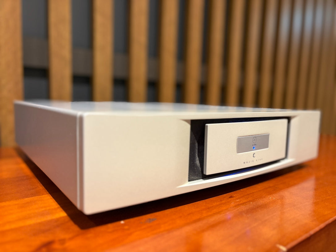Linn Majik 6100 6 Channel Power Amplifier, Silver - Consignment