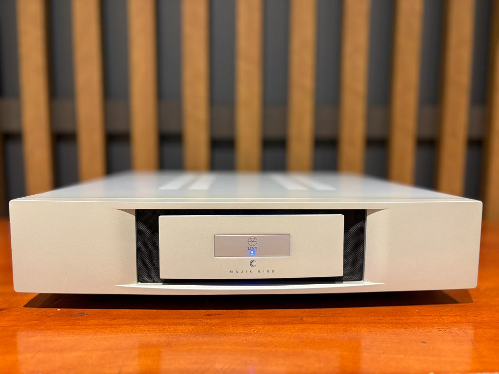 Linn Majik 6100 6 Channel Power Amplifier, Silver - Consignment