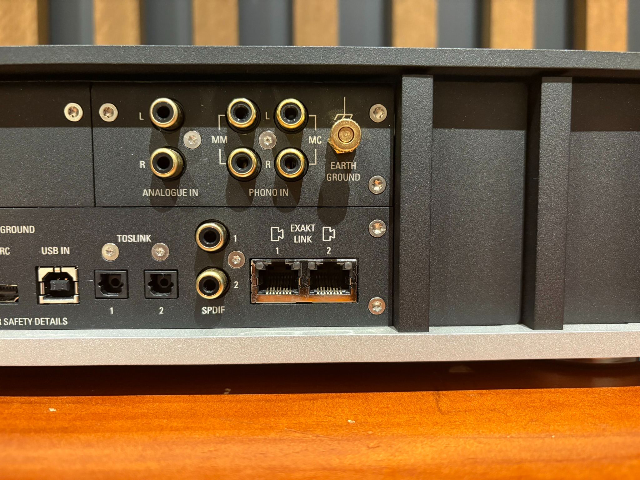Linn Selekt DSM Streamer (2022), Stereo Line Out w Standard DAC - As Traded