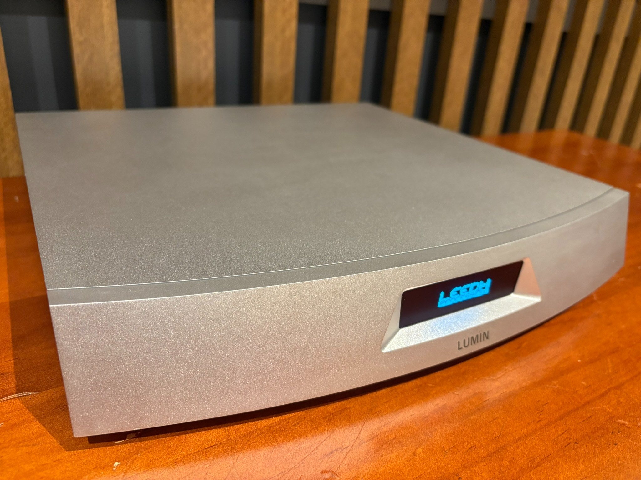 Lumin U2 Transport - Consignment