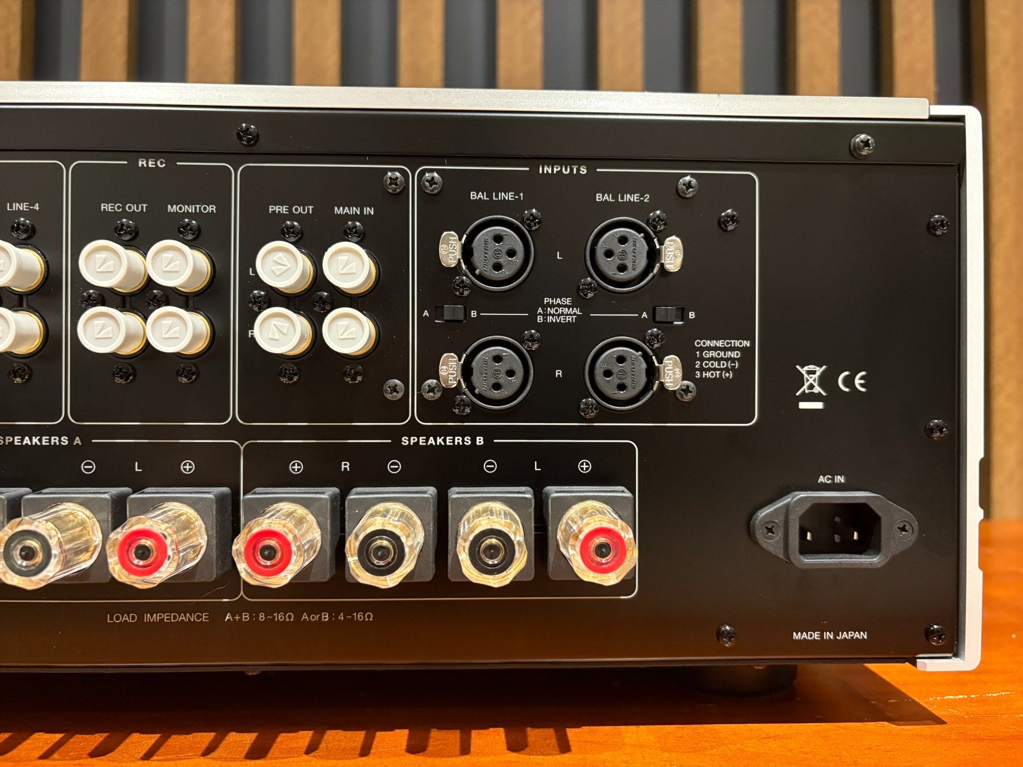 Luxman L-509X Integrated Amplifier - Consignment