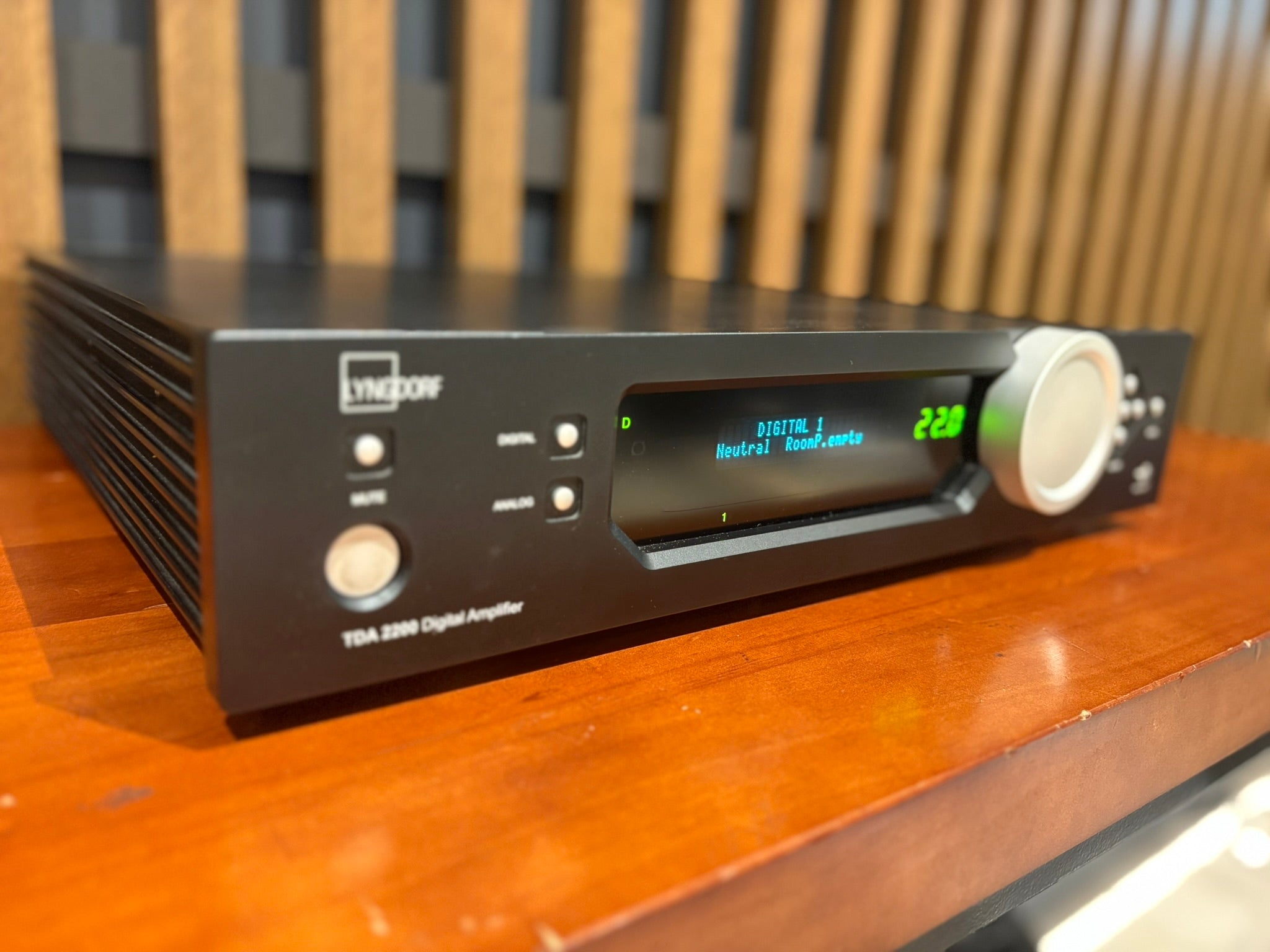 Lyngdorf TDAI-2200 Integrated Amplifier - Consignment