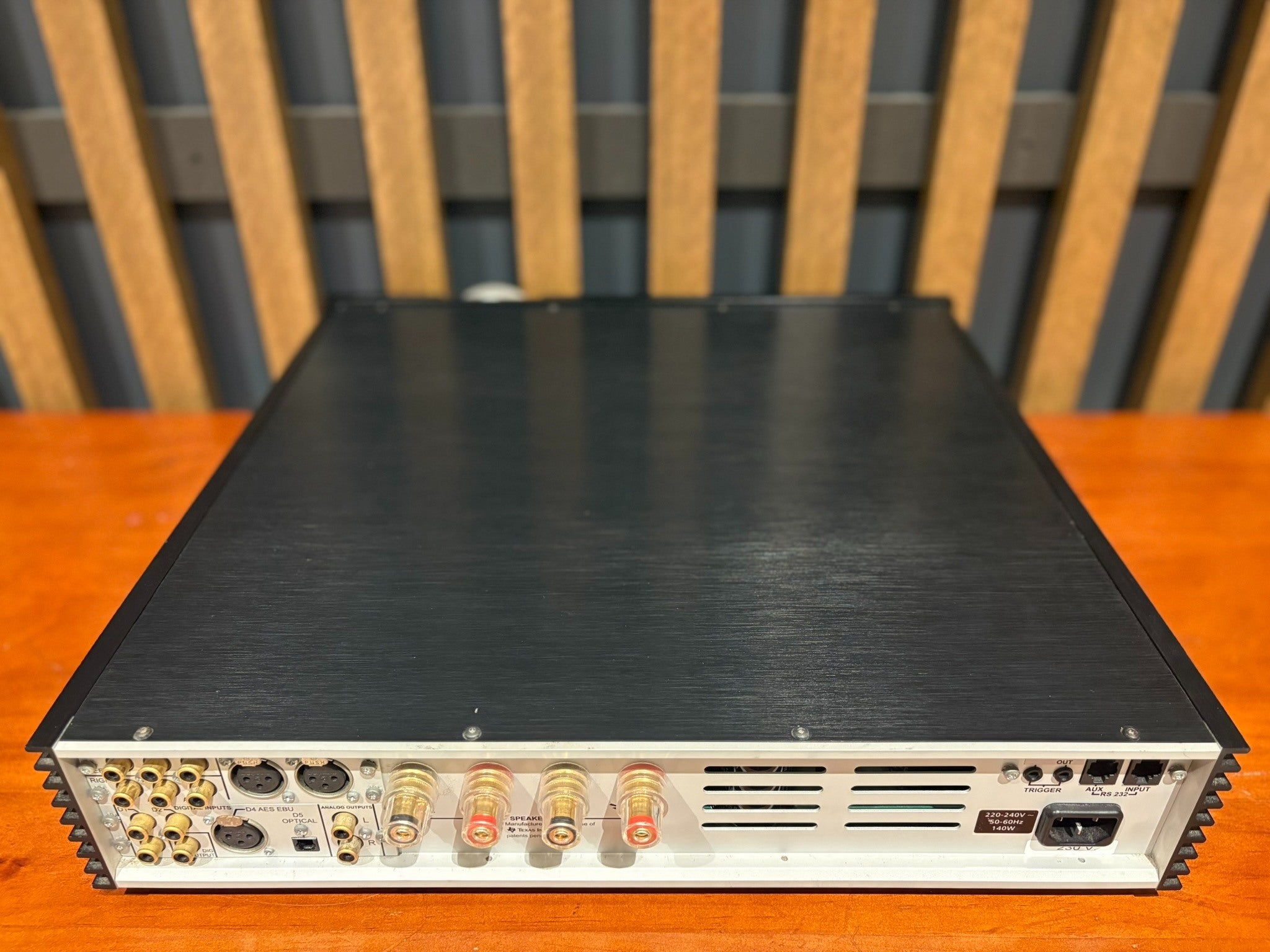 Lyngdorf TDAI-2200 Integrated Amplifier - Consignment