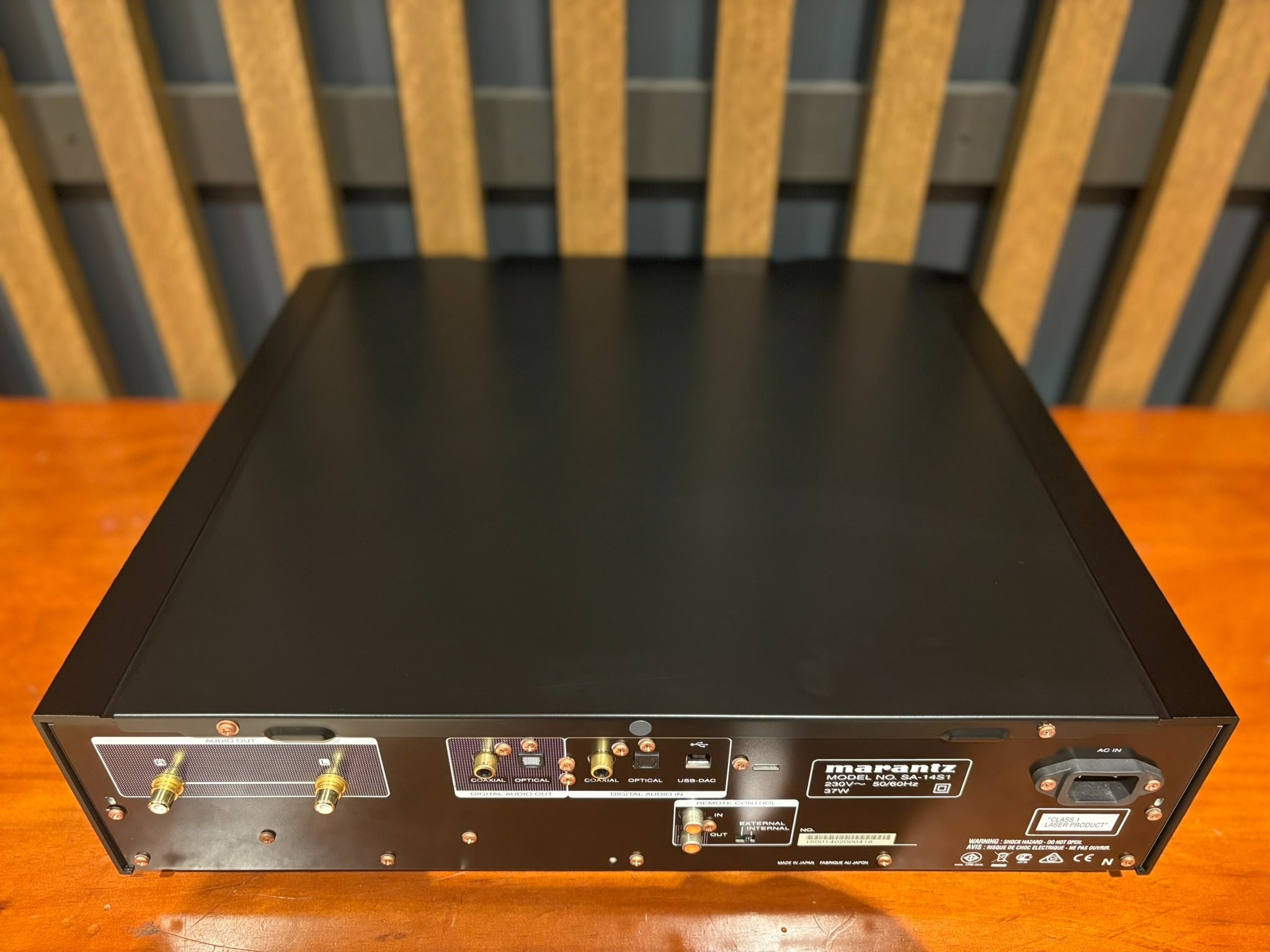 Marantz SA-14S1 Reference Series SACD Player - Consignment