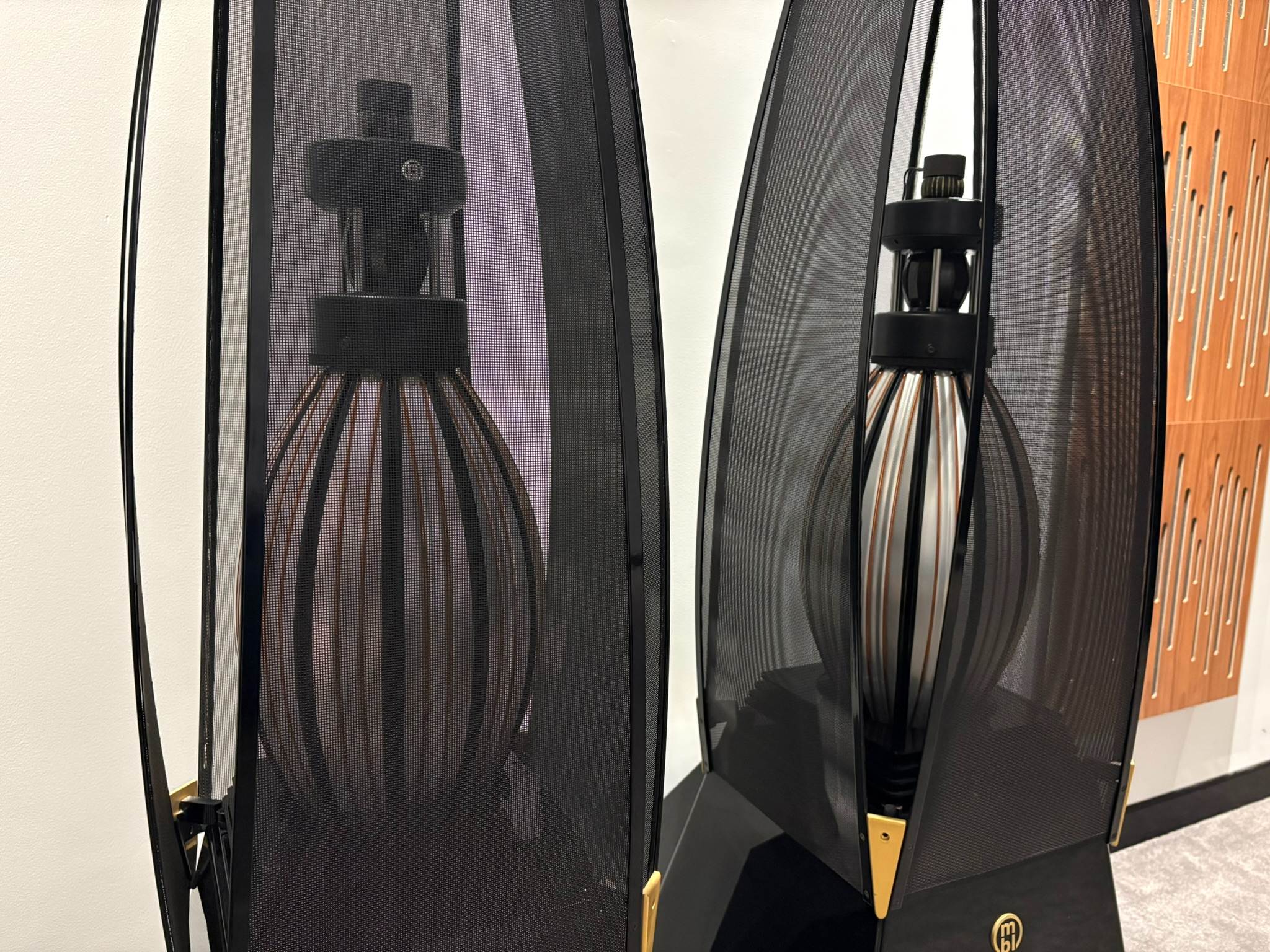 MBL 101E Mk1 Radialstrahler Speakers - Consignment