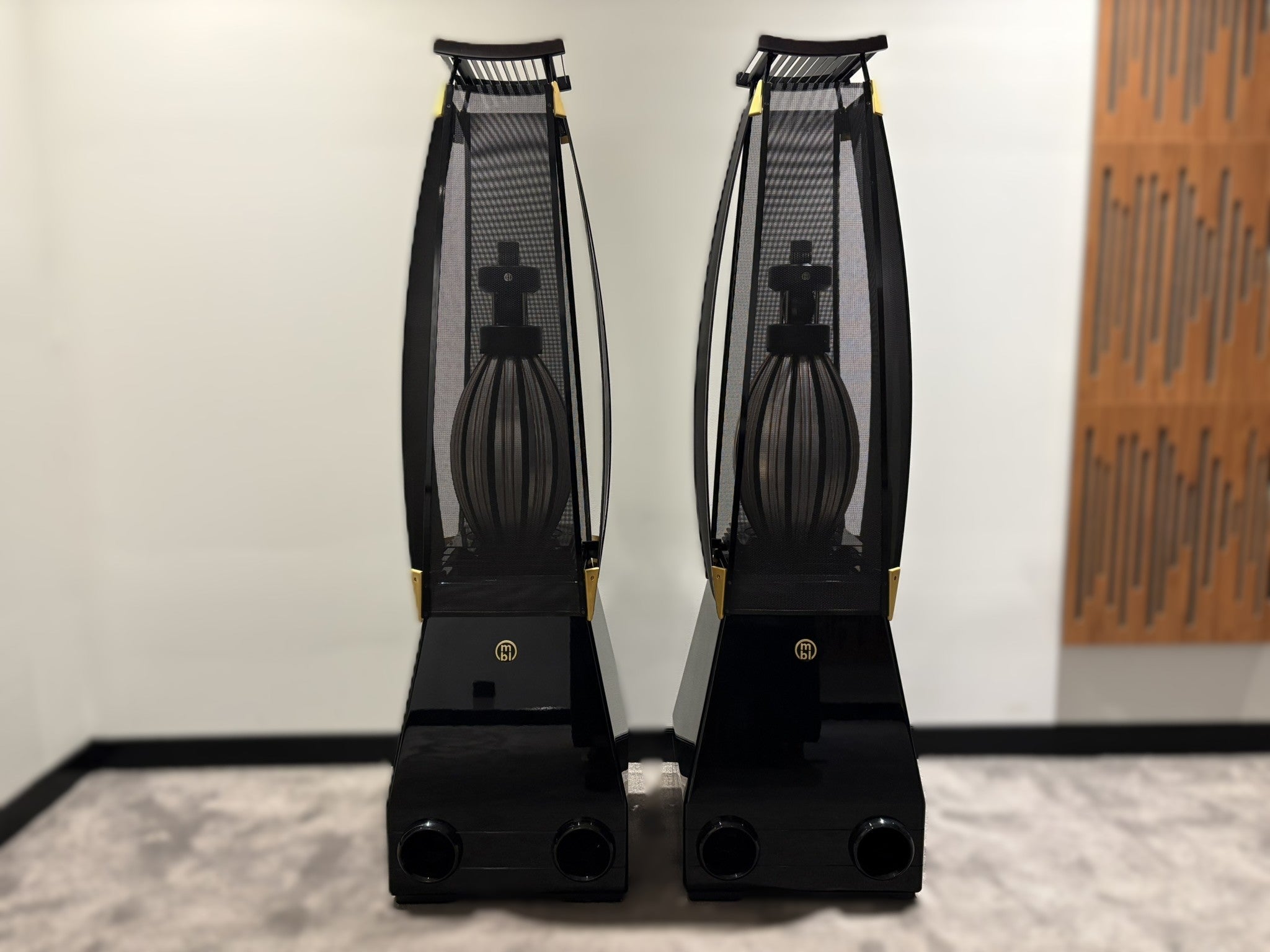 MBL 101E Mk1 Radialstrahler Speakers - Consignment