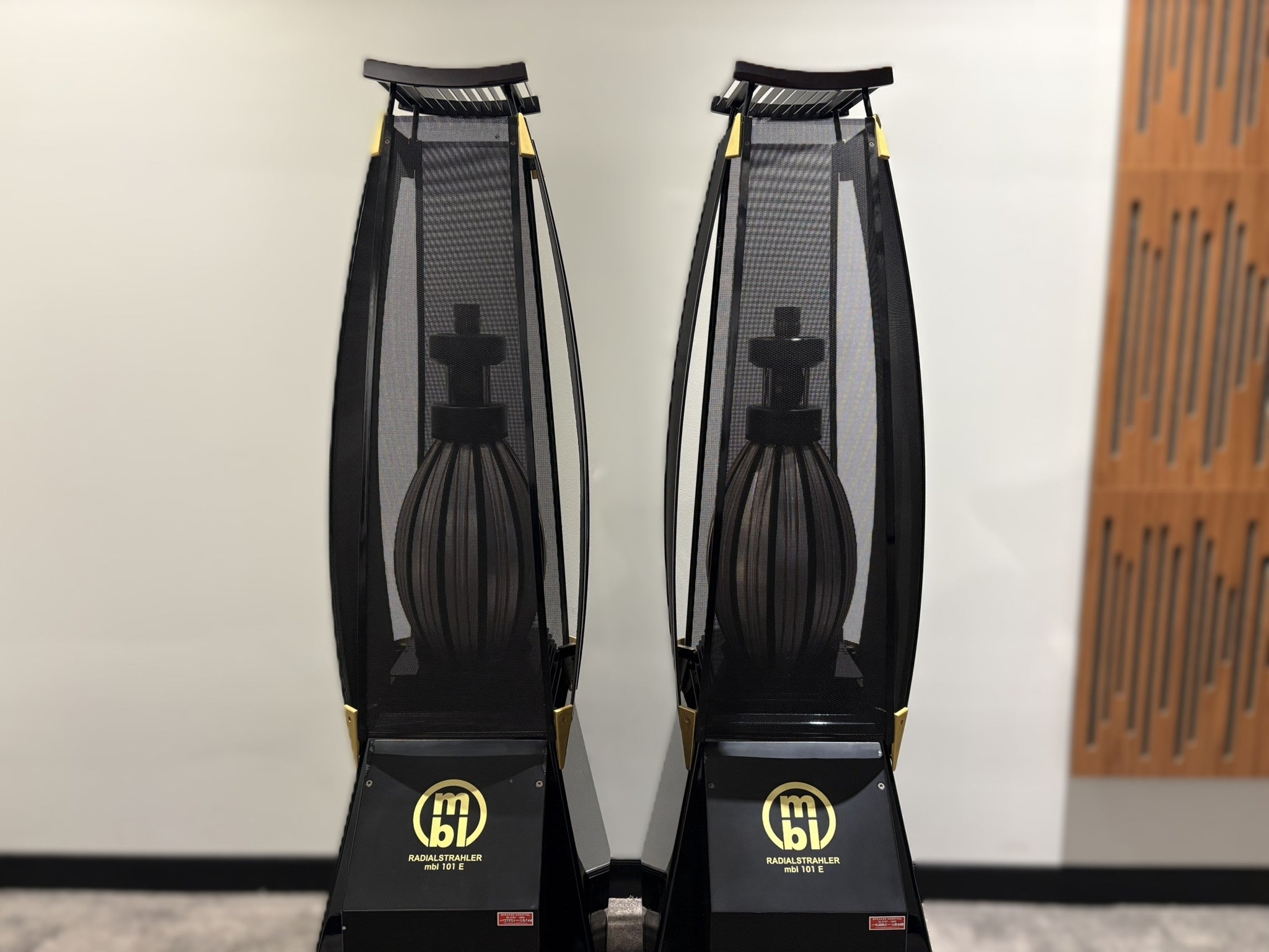 MBL 101E Mk1 Radialstrahler Speakers - Consignment