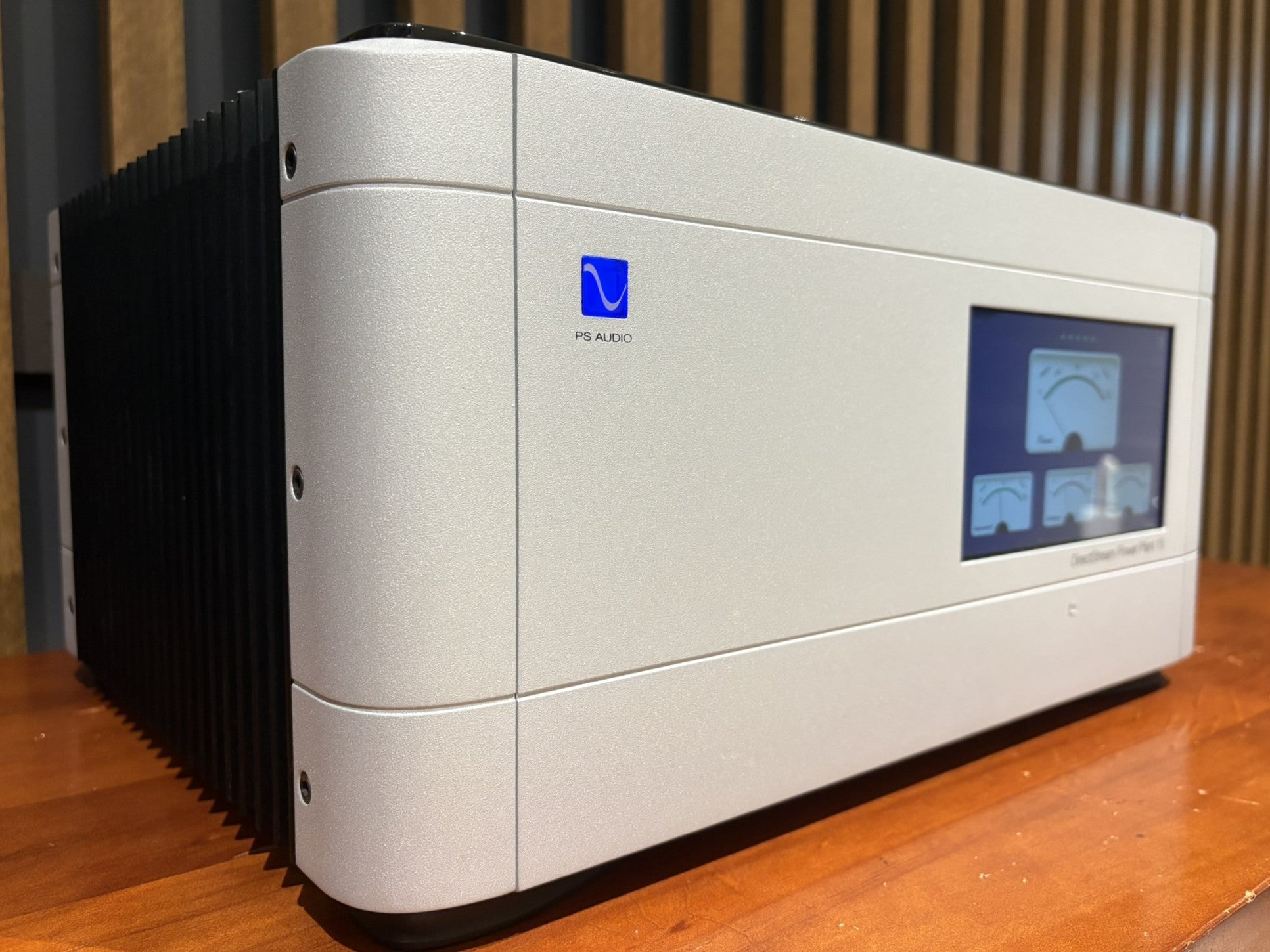 PS Audio DirectStream PowerPlant P15 AC Power Regenerator - Consignment