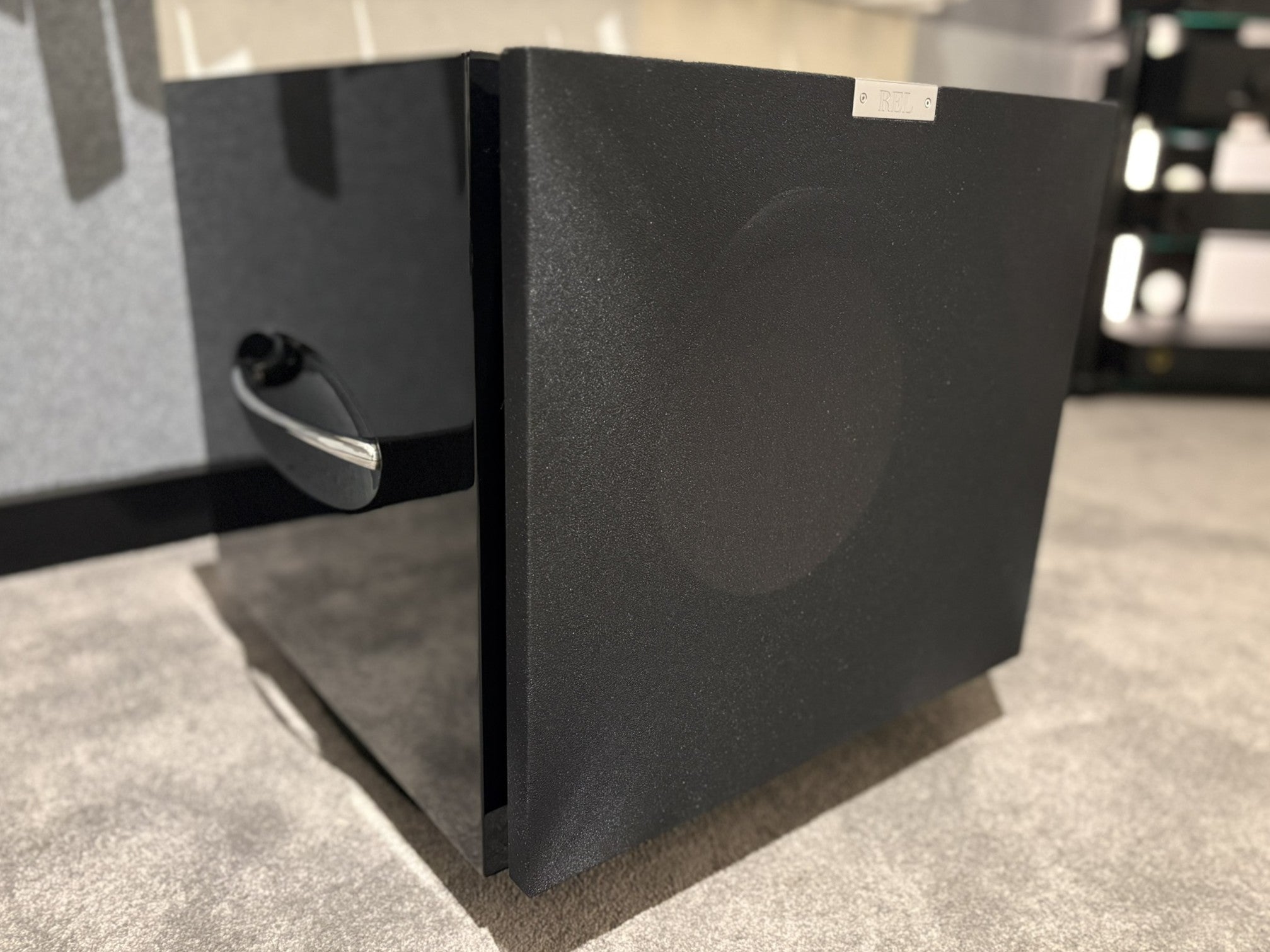REL S/812 Subwoofer - As Traded