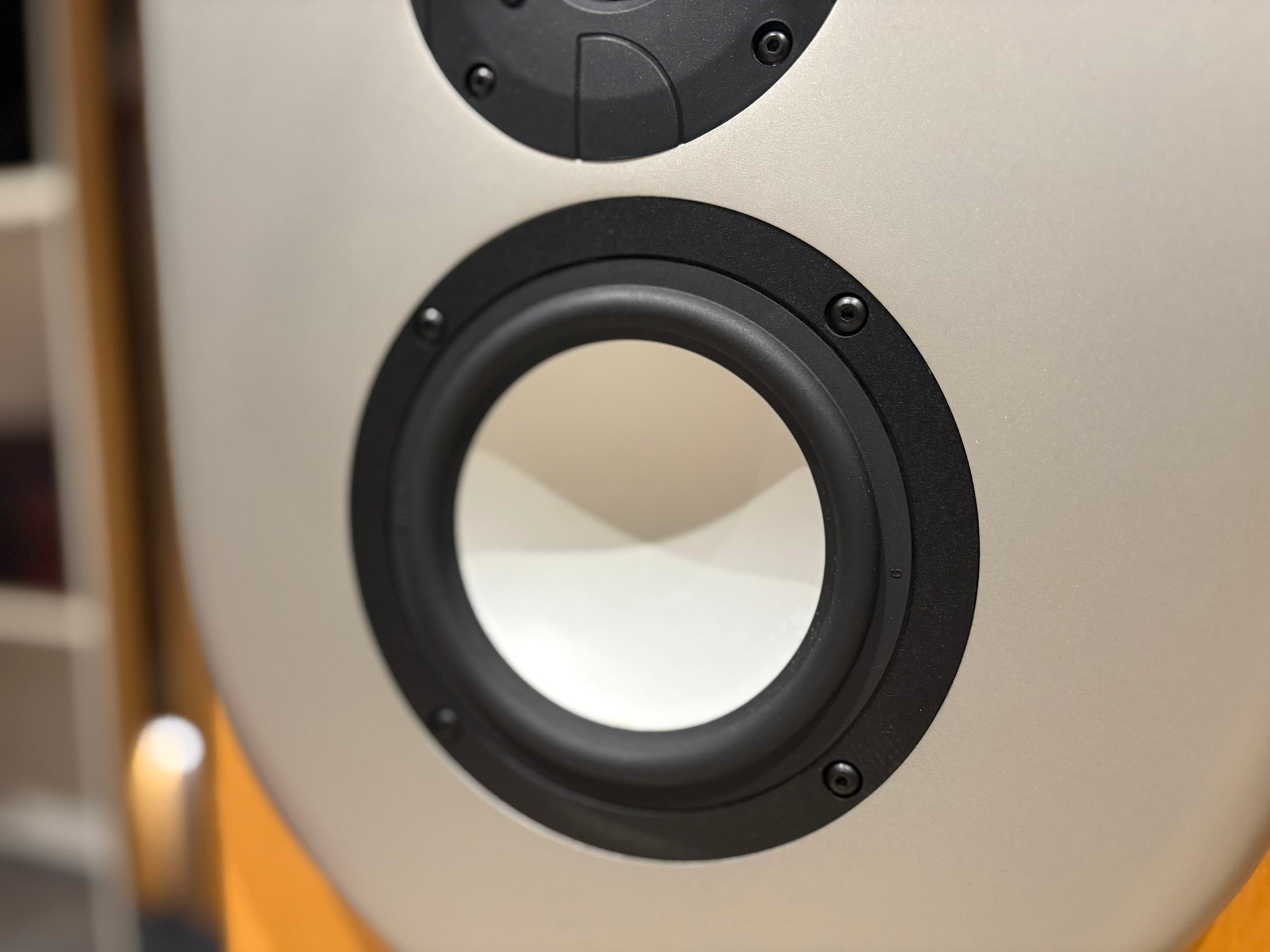 Revel Performa F30 Floorstanding Speakers, Maple - Consignment