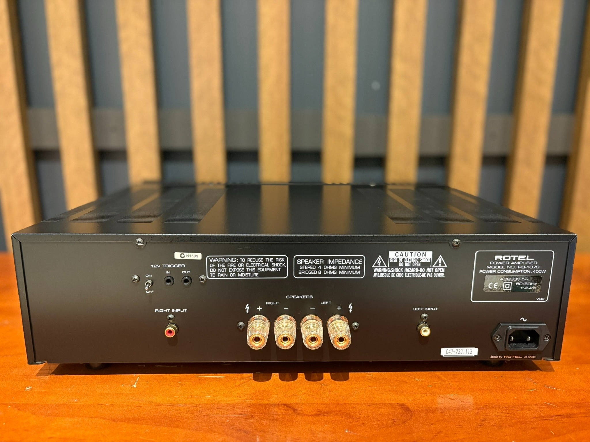 Rotel RB-1070 Stereo Power Amplifier, Black - Consignment