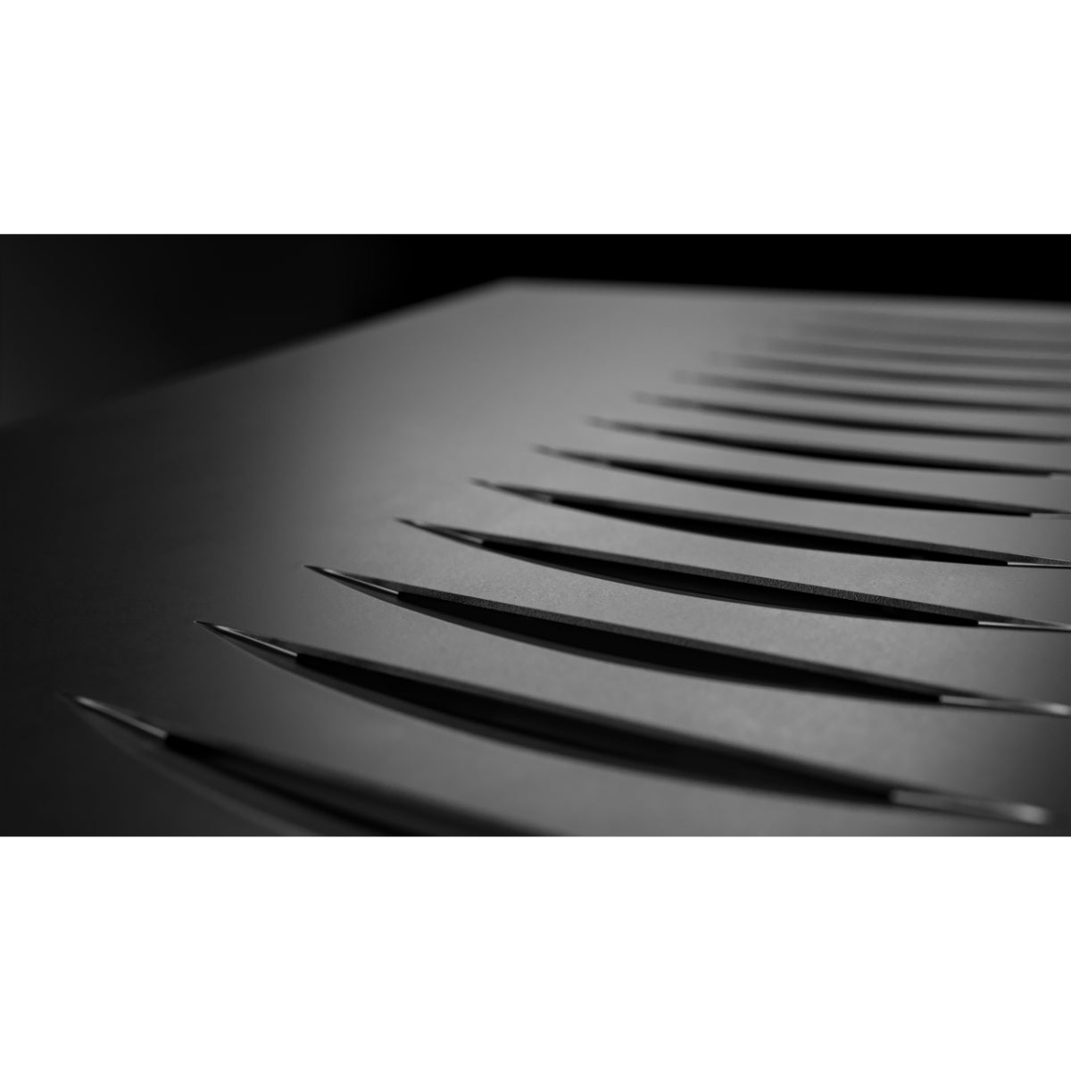 Silver Linn Klimax Solo 500 Monoblock Power Amplifier Vent Closeup