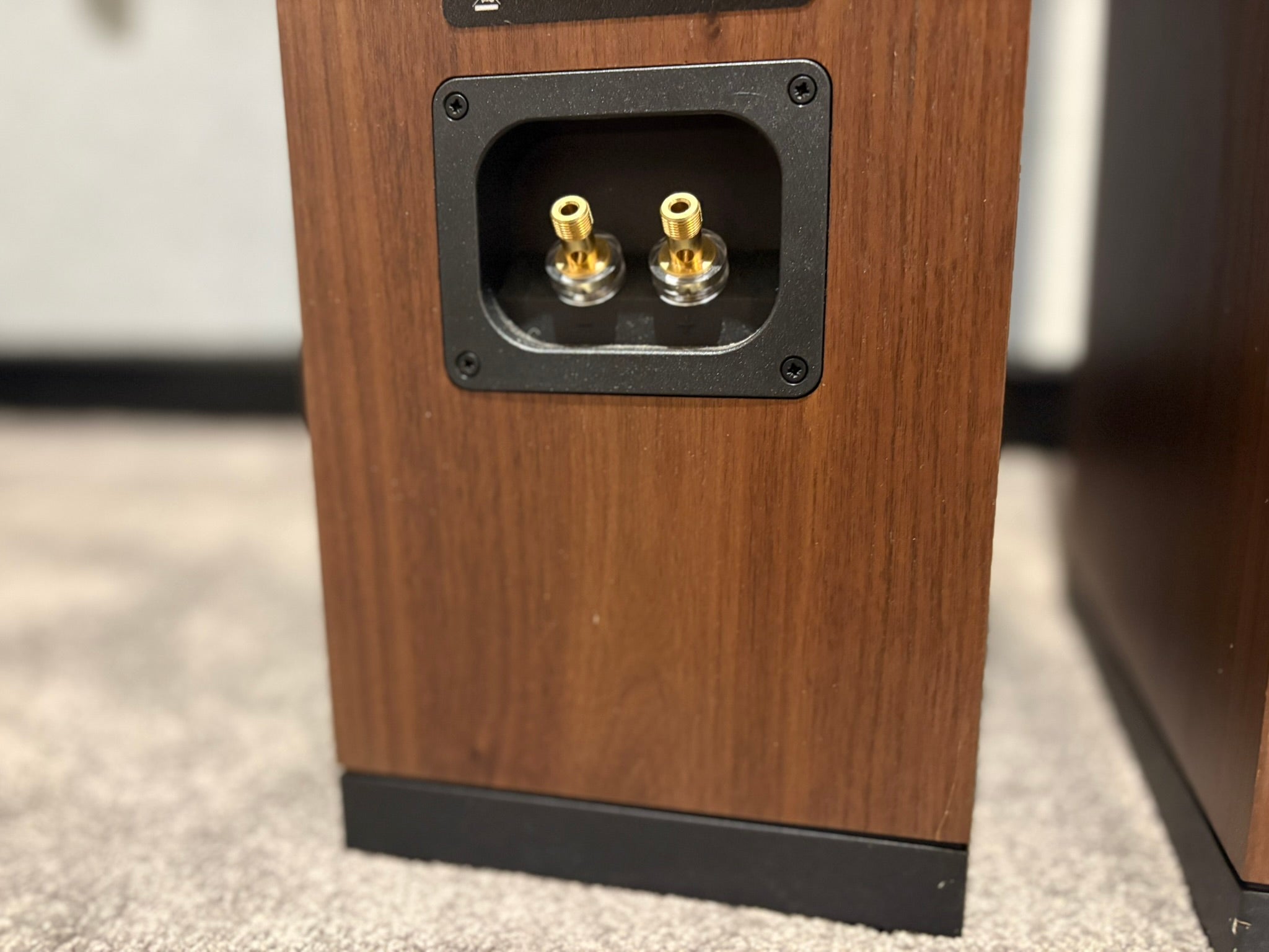 Spendor A4 Compact Floorstanding Speakers, Walnut - Consignment